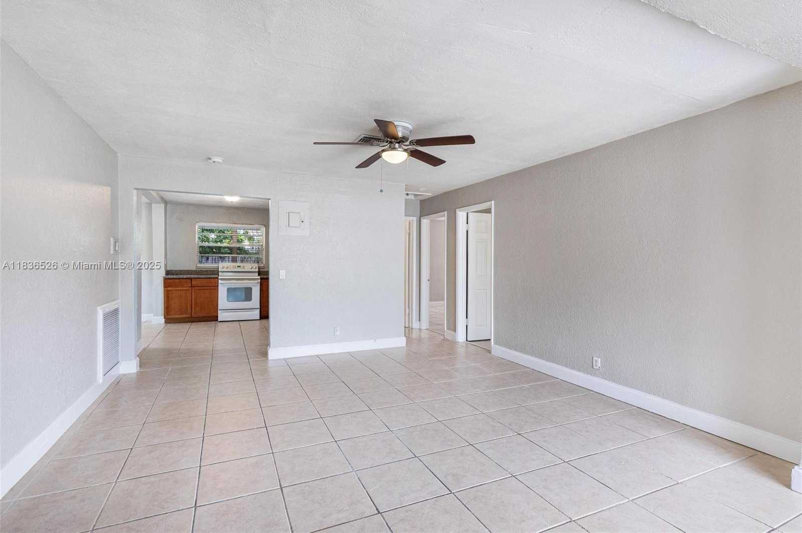 Small Image of 5456 NORTH WEST 1ST AVE, Oakland Park Number 13