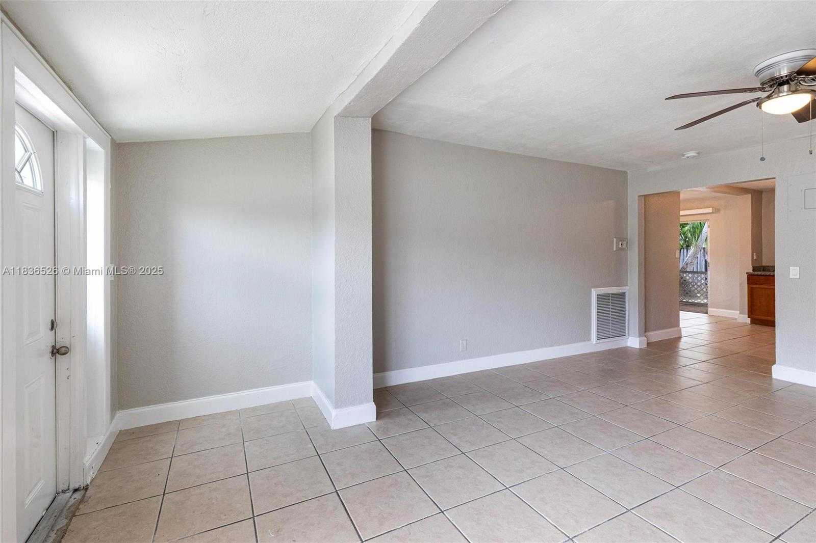 Small Image of 5456 NORTH WEST 1ST AVE, Oakland Park Number 14