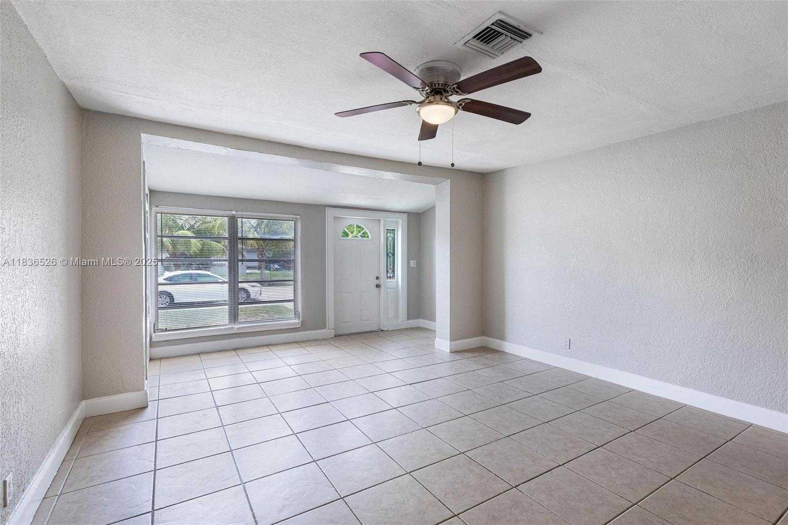 Small Image of 5456 NORTH WEST 1ST AVE, Oakland Park Number 15