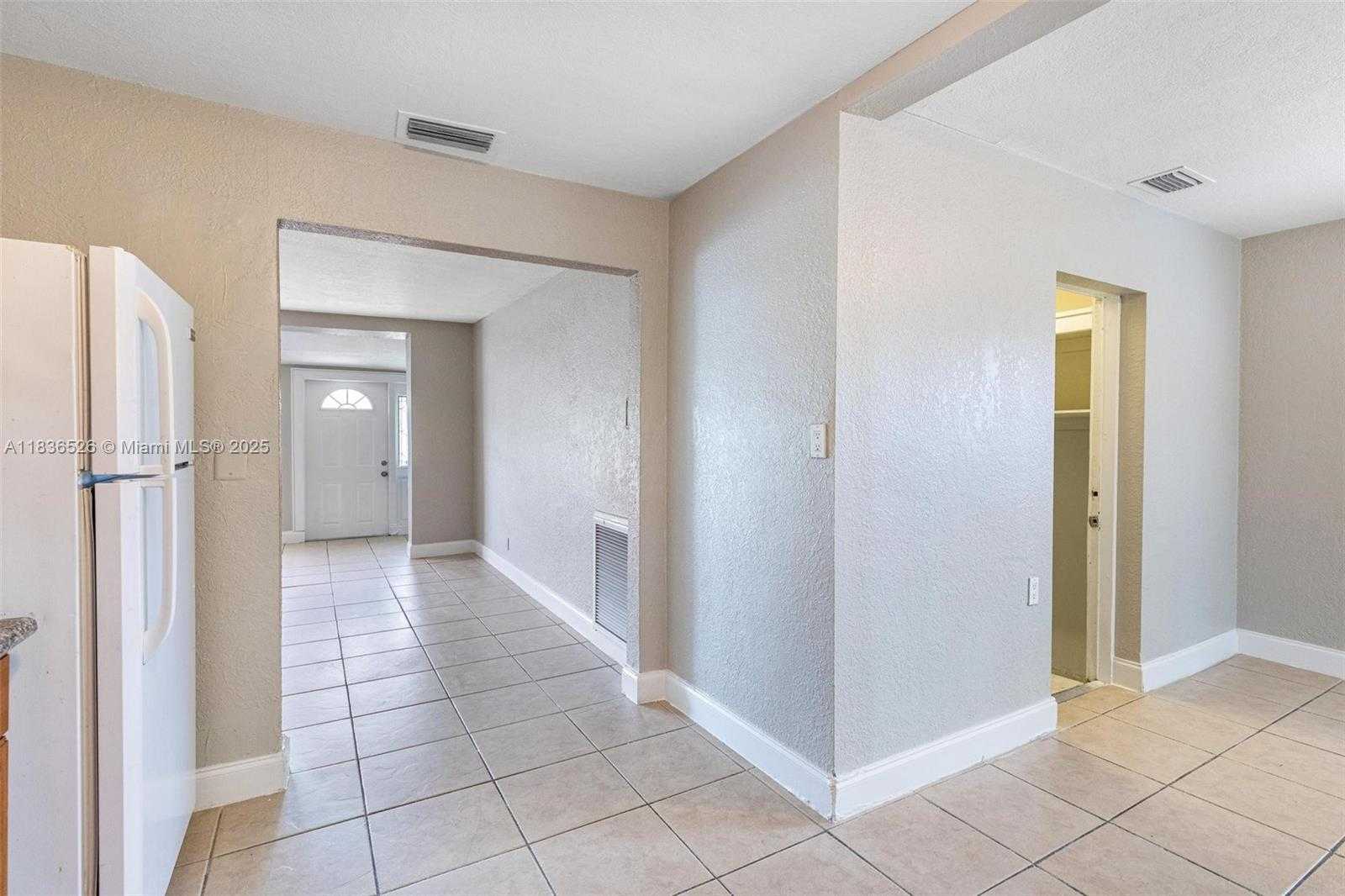 Small Image of 5456 NORTH WEST 1ST AVE, Oakland Park Number 17