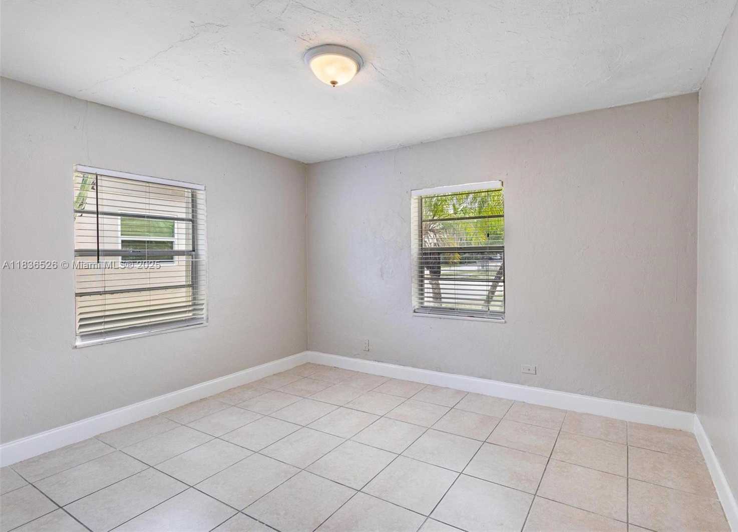 Small Image of 5456 NORTH WEST 1ST AVE, Oakland Park Number 19