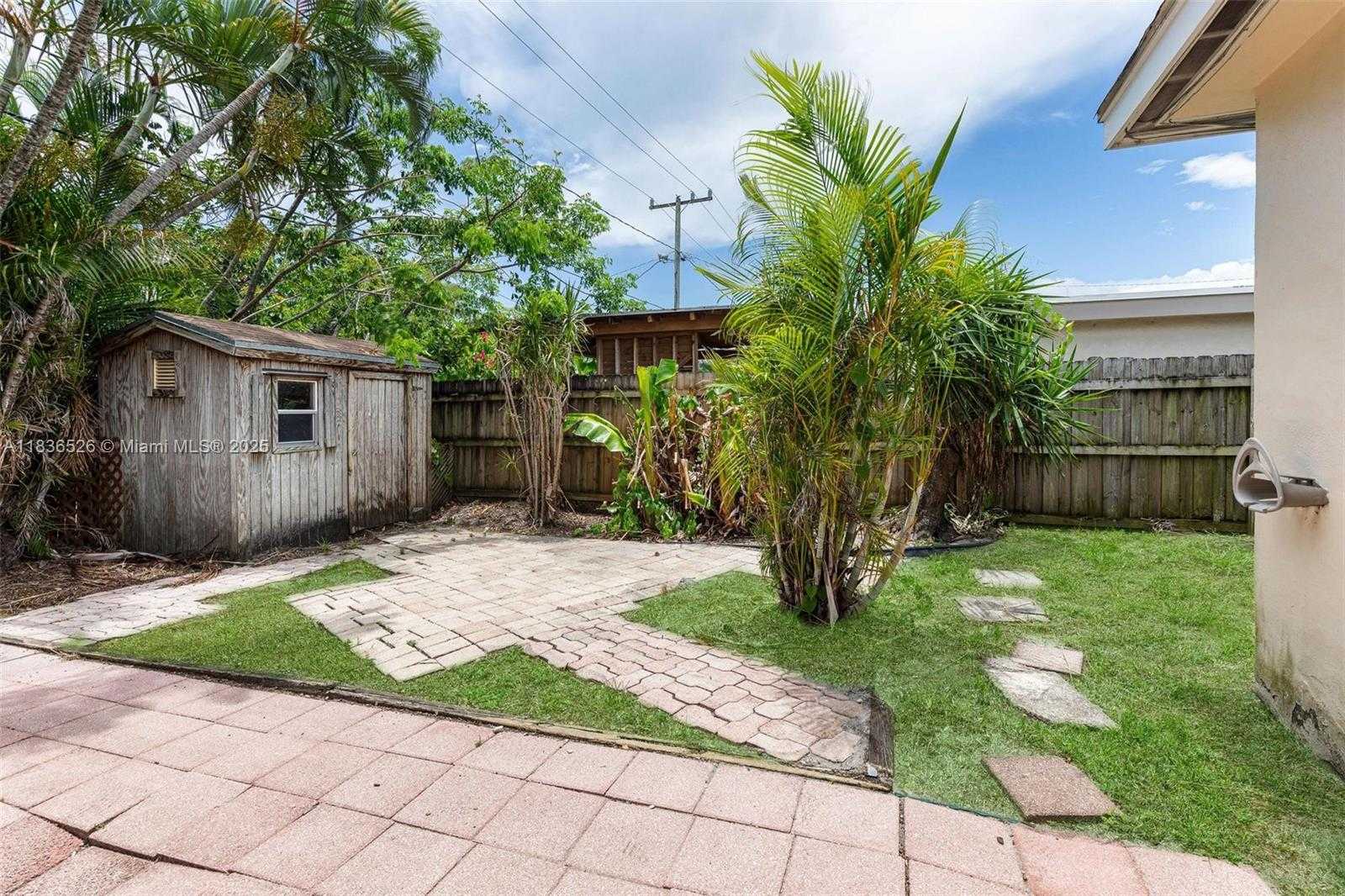 Small Image of 5456 NORTH WEST 1ST AVE, Oakland Park Number 29