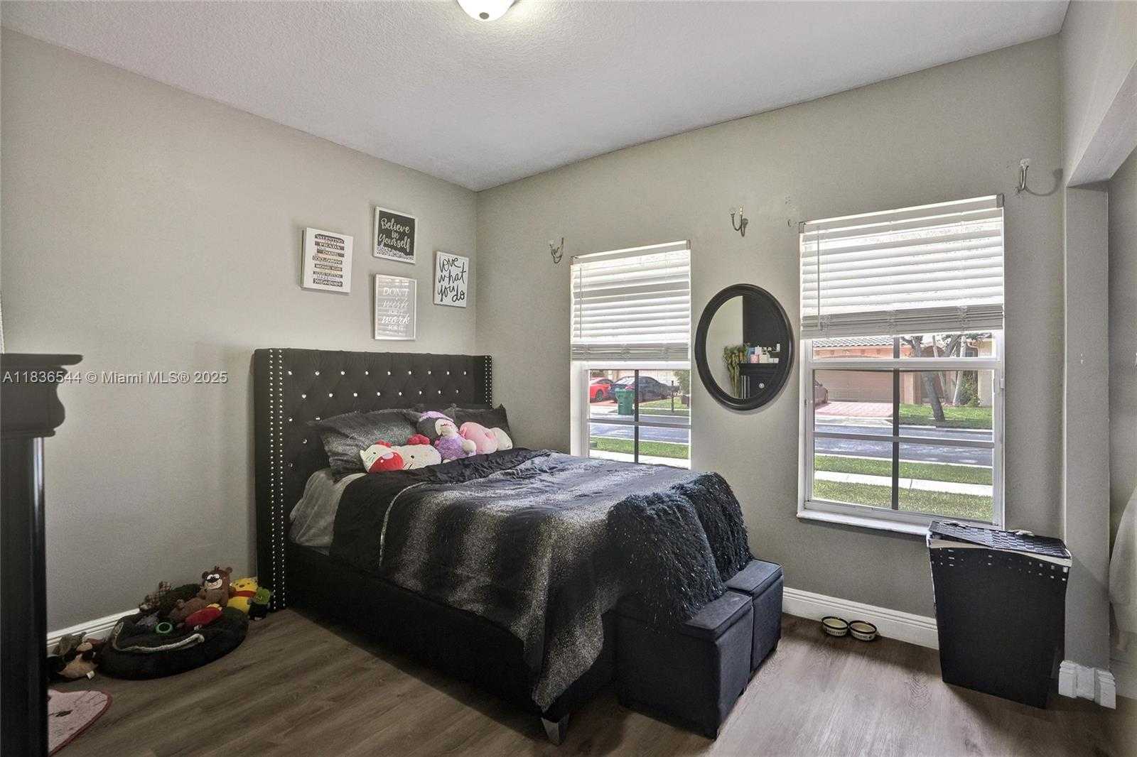 Small Image of 12833 SOUTH WEST 50TH CT, Miramar Number 9