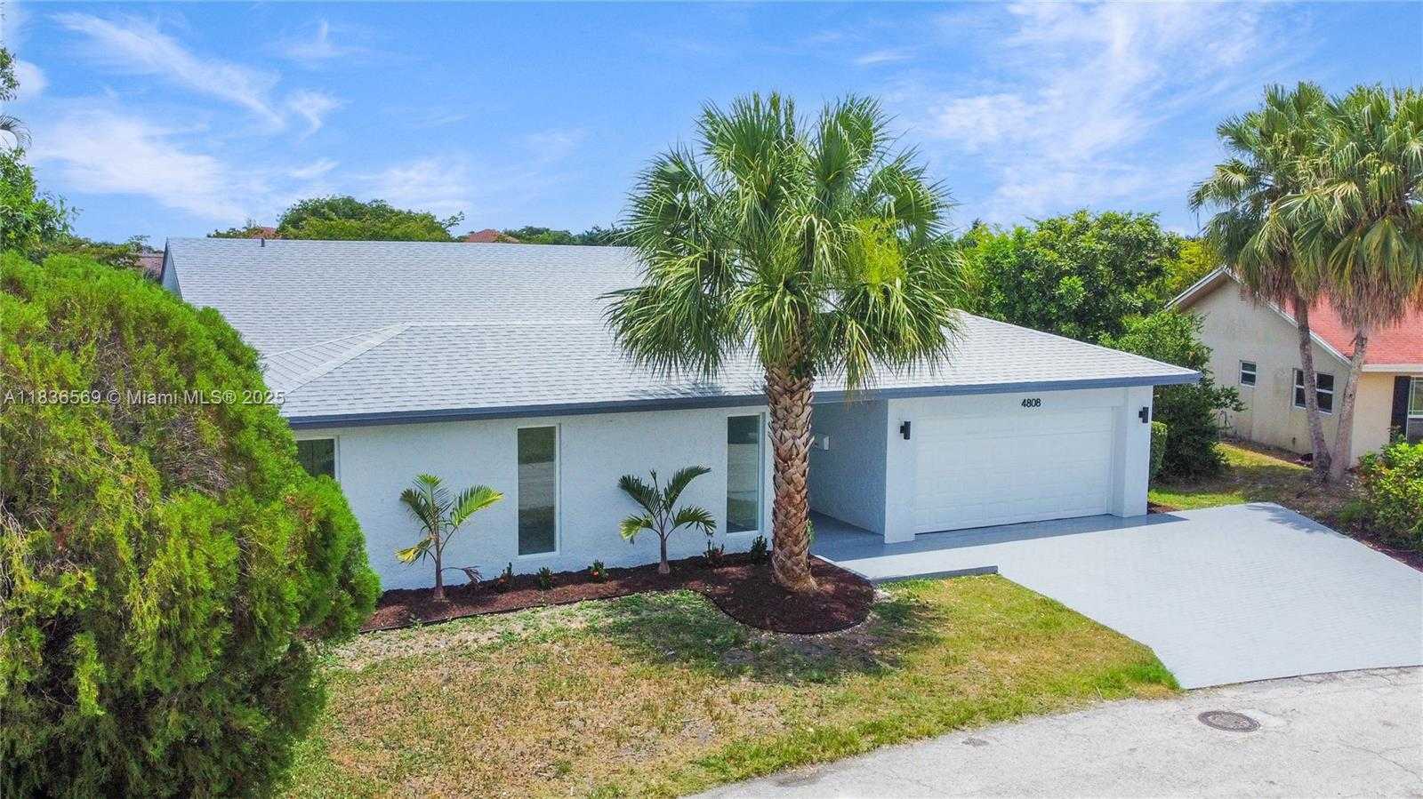 Small Image of 4808 MANGO DR, Tamarac Number 2
