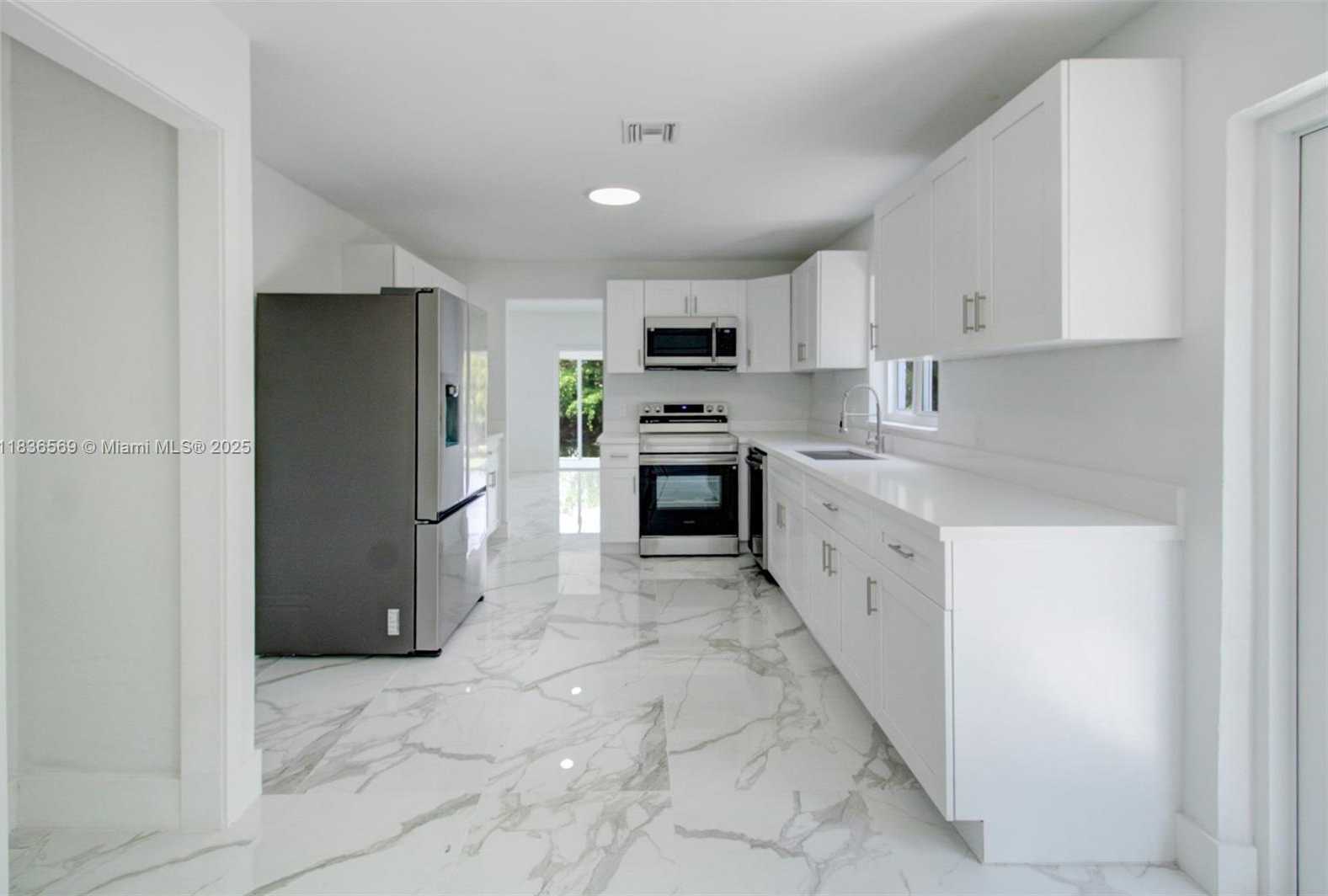Small Image of 4808 MANGO DR, Tamarac Number 20
