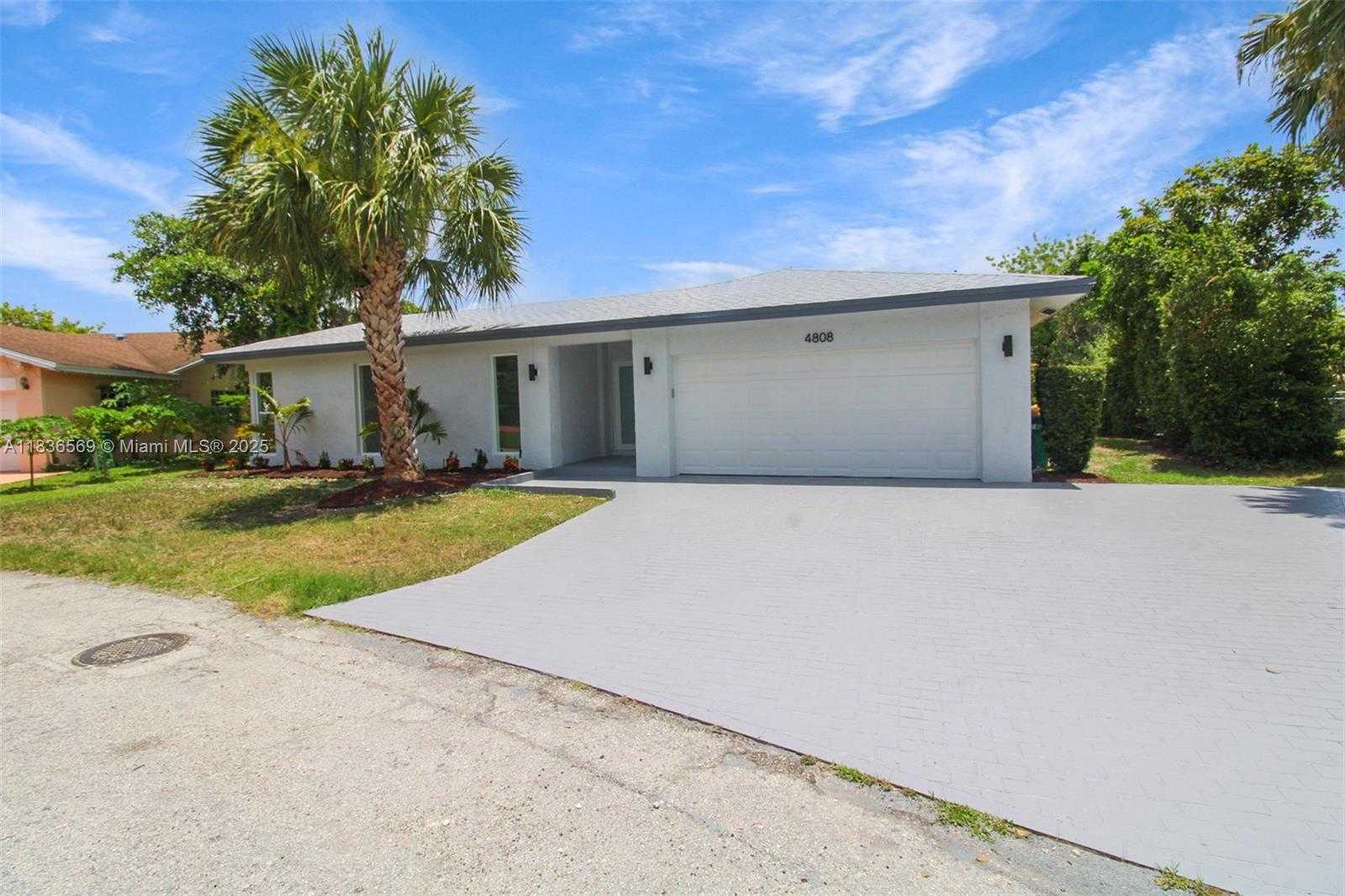 Small Image of 4808 MANGO DR, Tamarac Number 3
