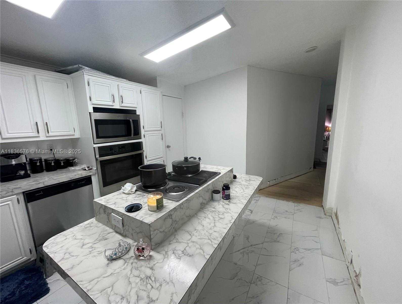 Small Image of 19800 SOUTH WEST 180TH AVE UNIT 5, Miami Number 13