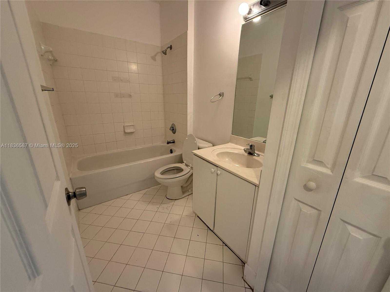 Small Image of 1230 NORTH EAST 32ND AVE, Homestead Number 6
