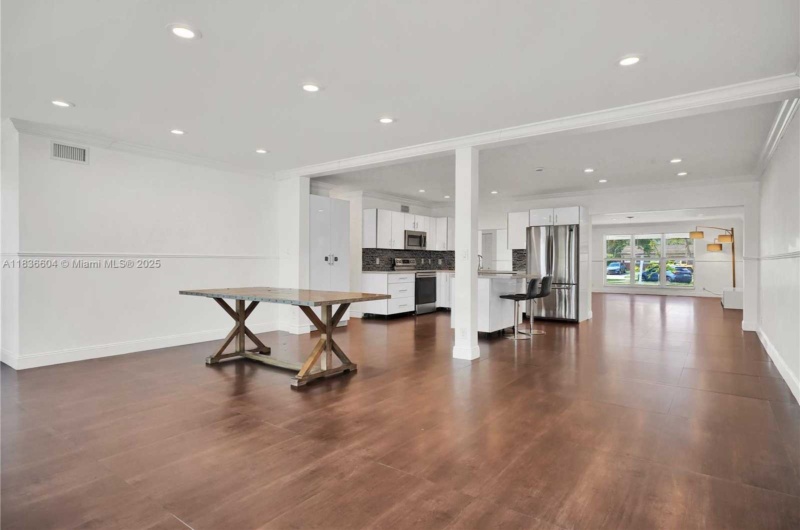 Small Image of 4721 WEST PARK RD, Hollywood Number 12