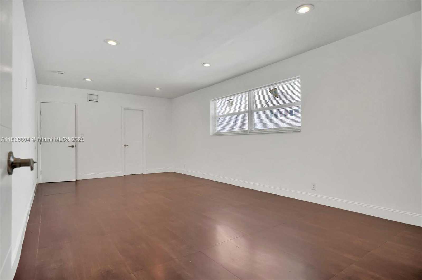 Small Image of 4721 WEST PARK RD, Hollywood Number 17