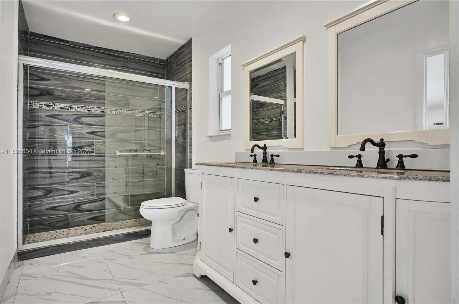 Small Image of 4721 WEST PARK RD, Hollywood Number 24