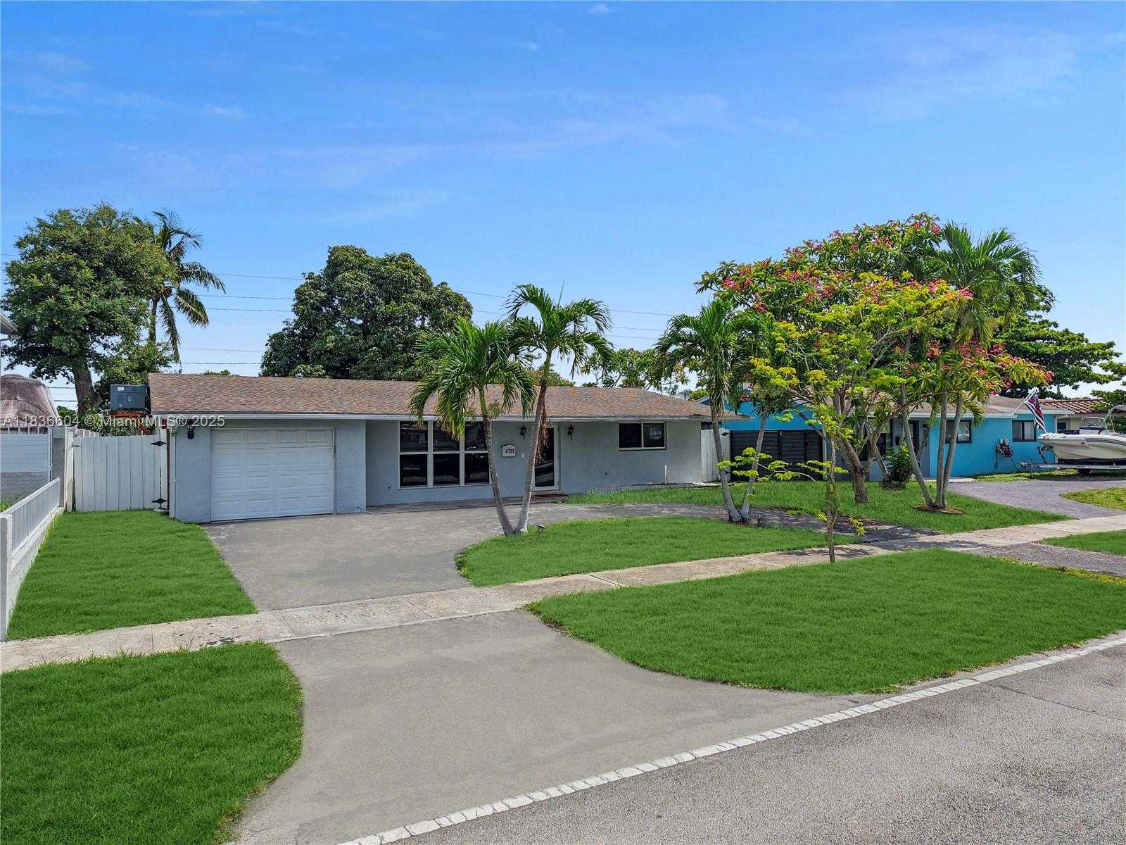 Small Image of 4721 WEST PARK RD, Hollywood Number 3