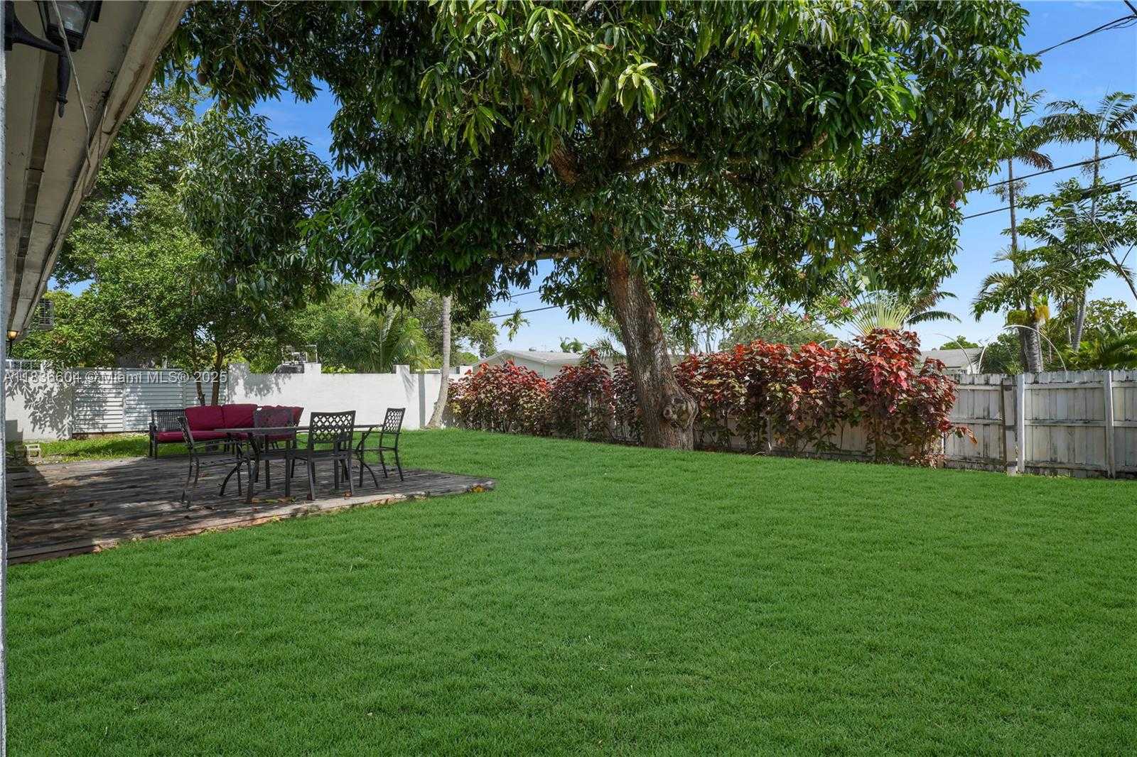 Small Image of 4721 WEST PARK RD, Hollywood Number 33