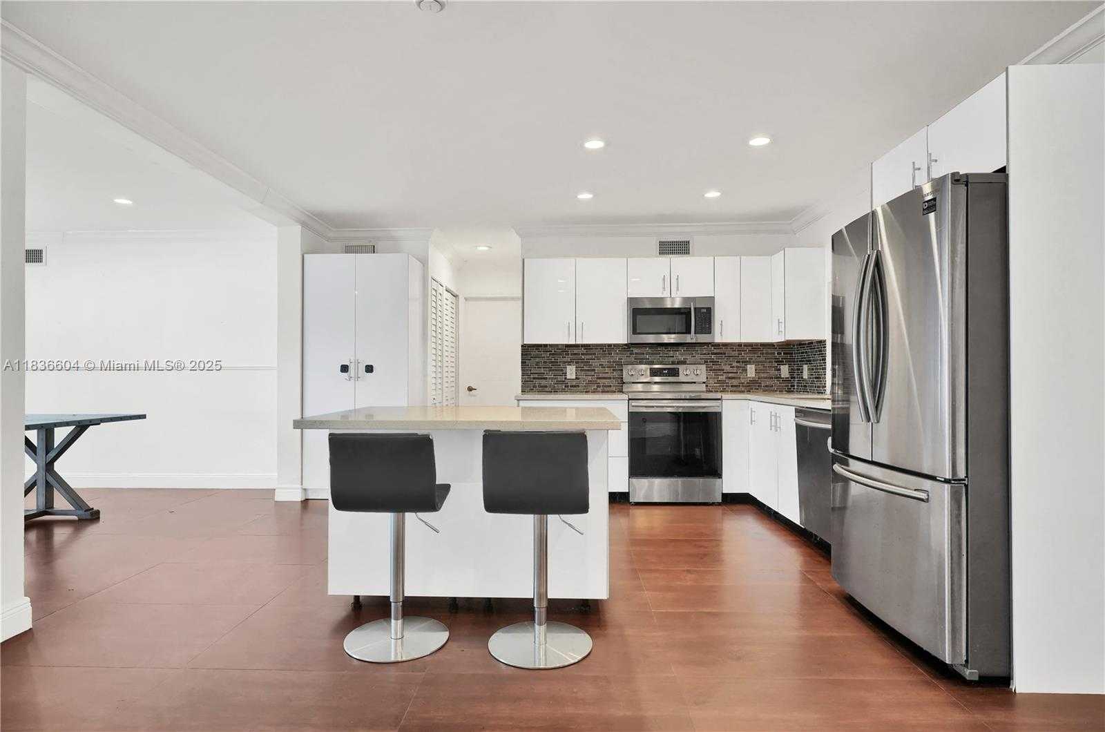 Small Image of 4721 WEST PARK RD, Hollywood Number 8