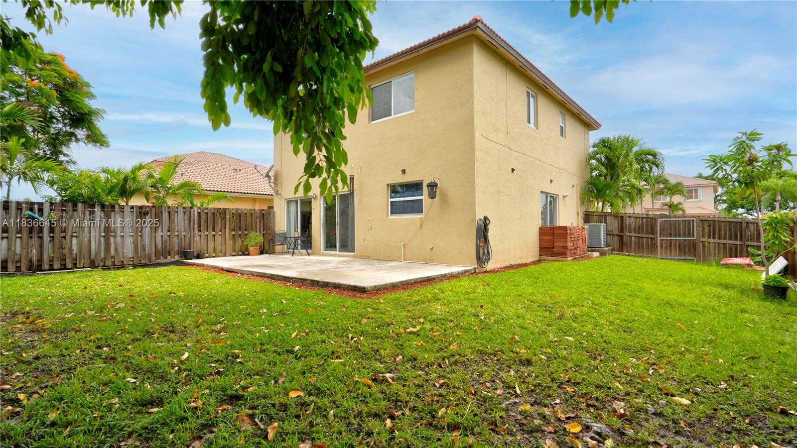 Small Image of 8740 SOUTH WEST 214TH TER, Cutler Bay Number 12