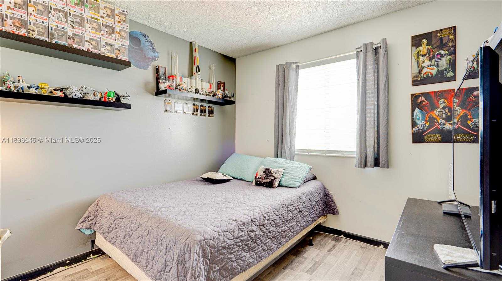 Small Image of 8740 SOUTH WEST 214TH TER, Cutler Bay Number 24