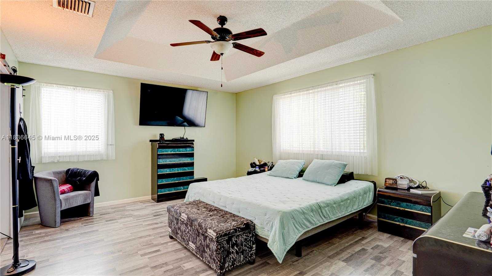 Small Image of 8740 SOUTH WEST 214TH TER, Cutler Bay Number 27