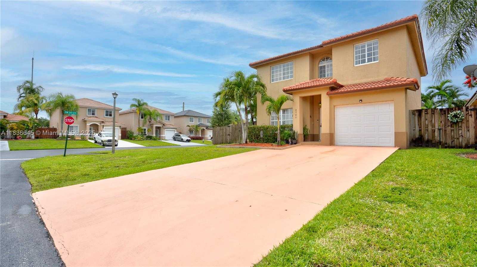 Small Image of 8740 SOUTH WEST 214TH TER, Cutler Bay Number 9
