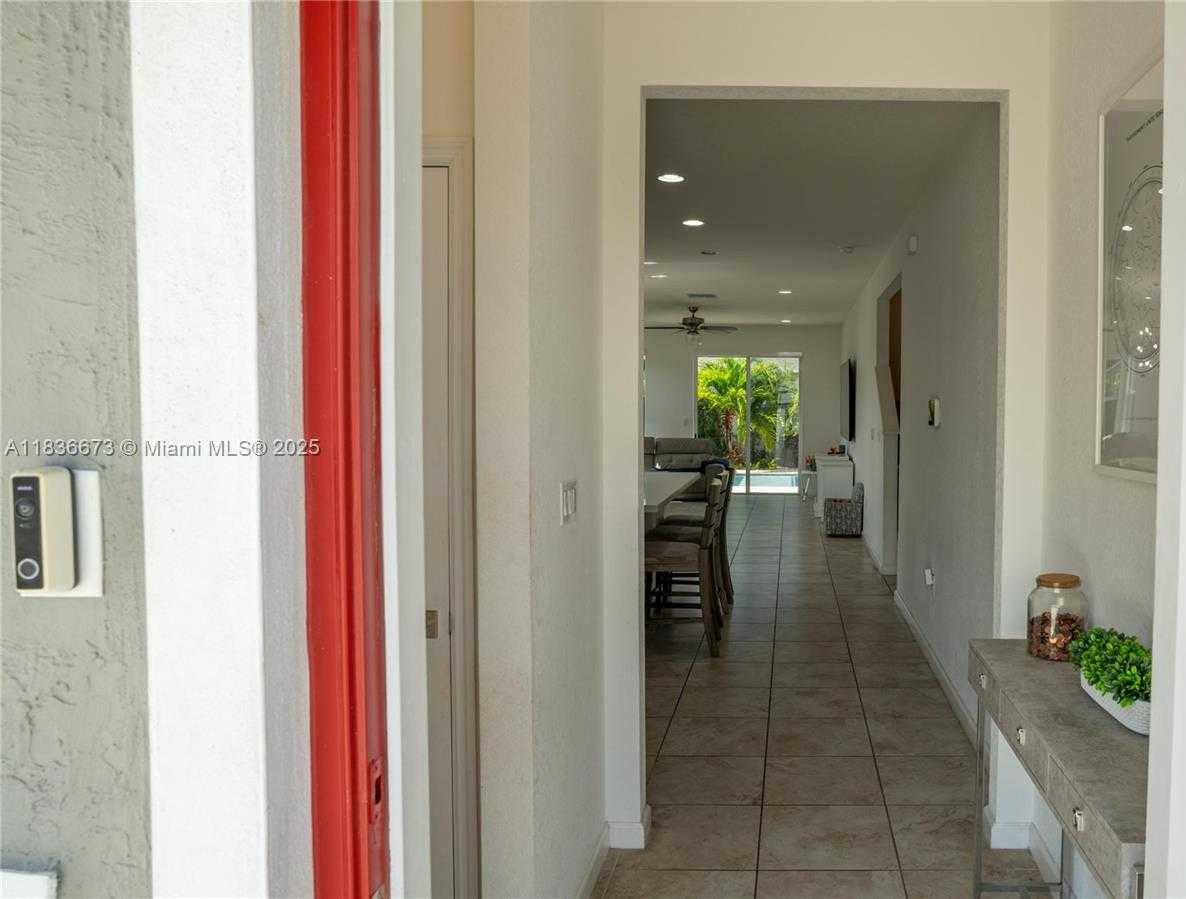 Small Image of 13321 SOUTH WEST 274TH TER, Homestead Number 13