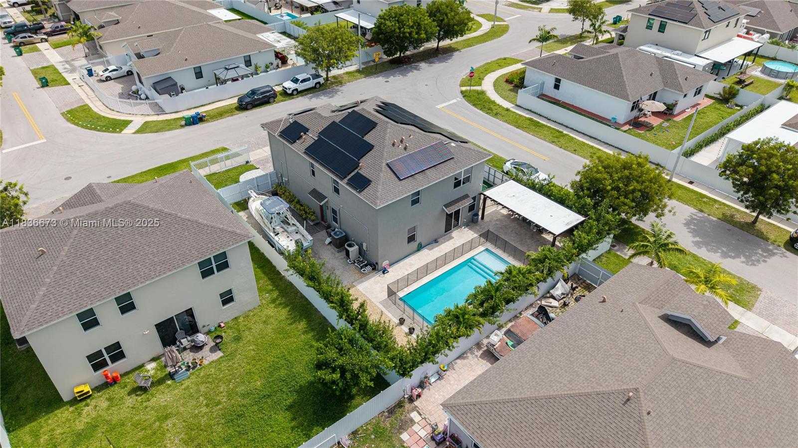 Small Image of 13321 SOUTH WEST 274TH TER, Homestead Number 27