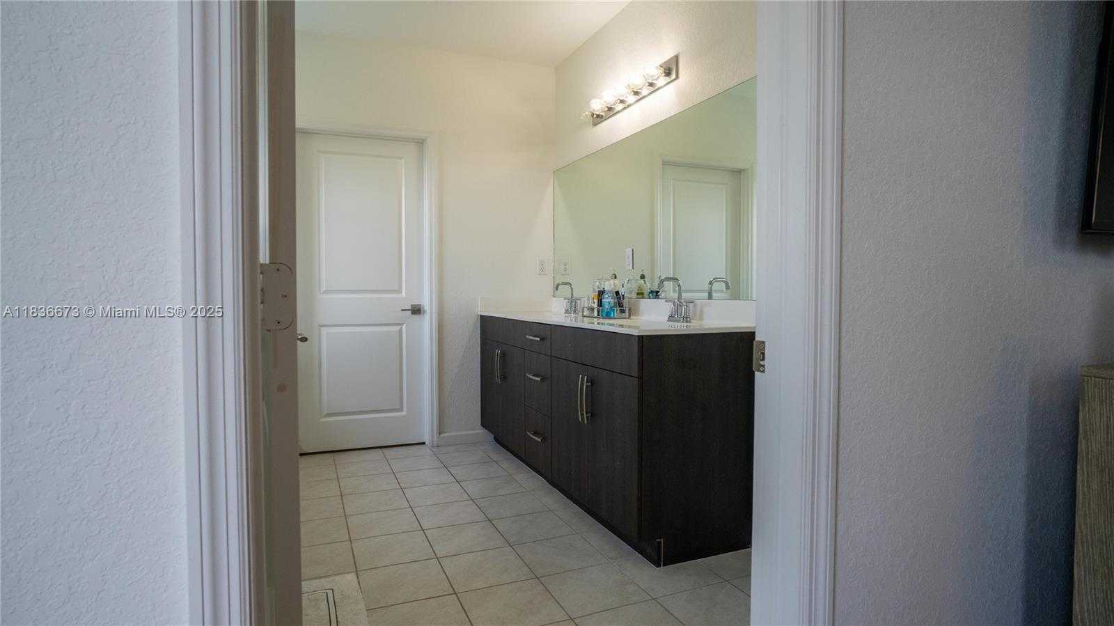 Small Image of 13321 SOUTH WEST 274TH TER, Homestead Number 38