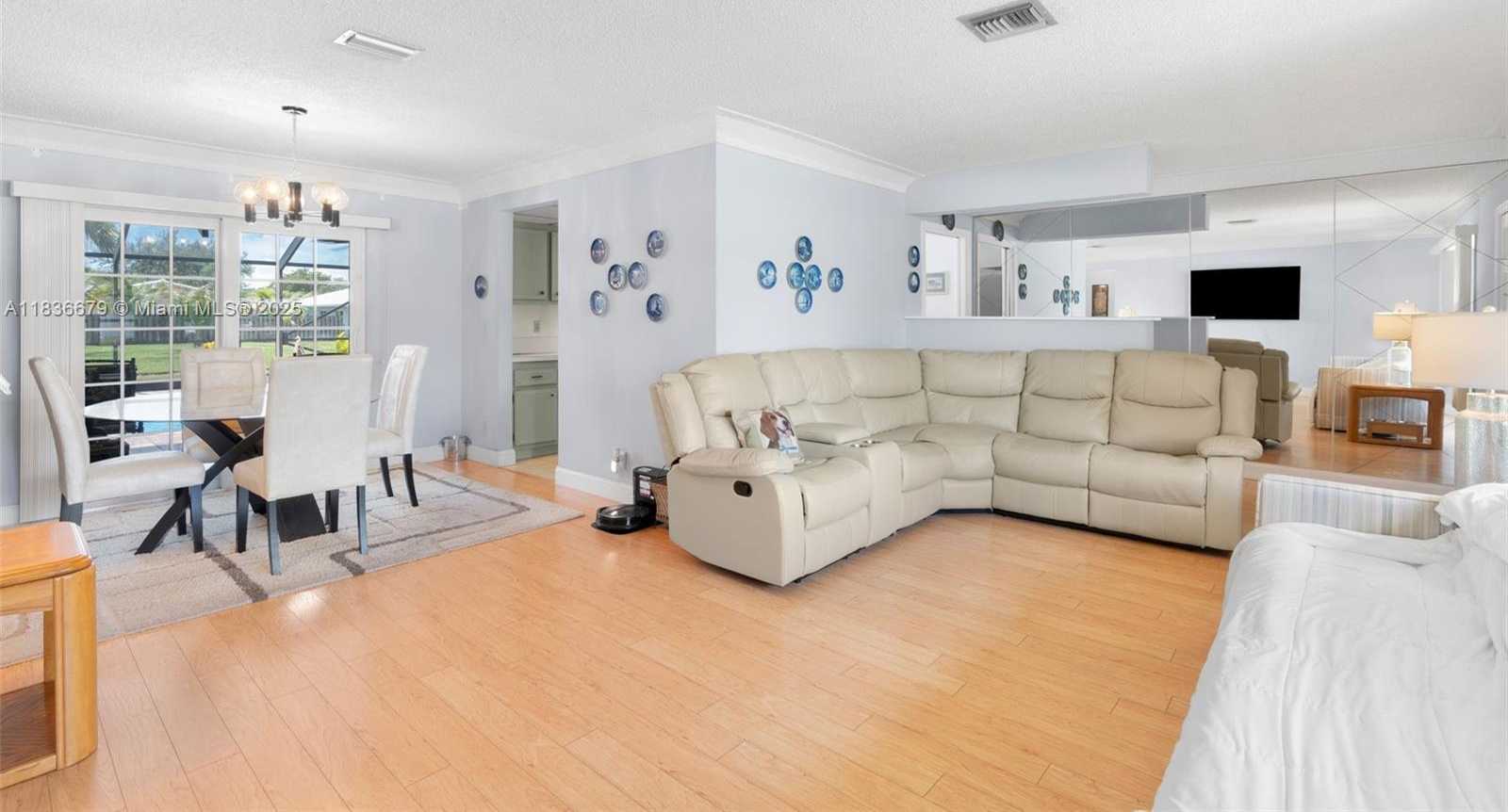 Small Image of 10620 NORTH WEST 41ST ST, Coral Springs Number 12