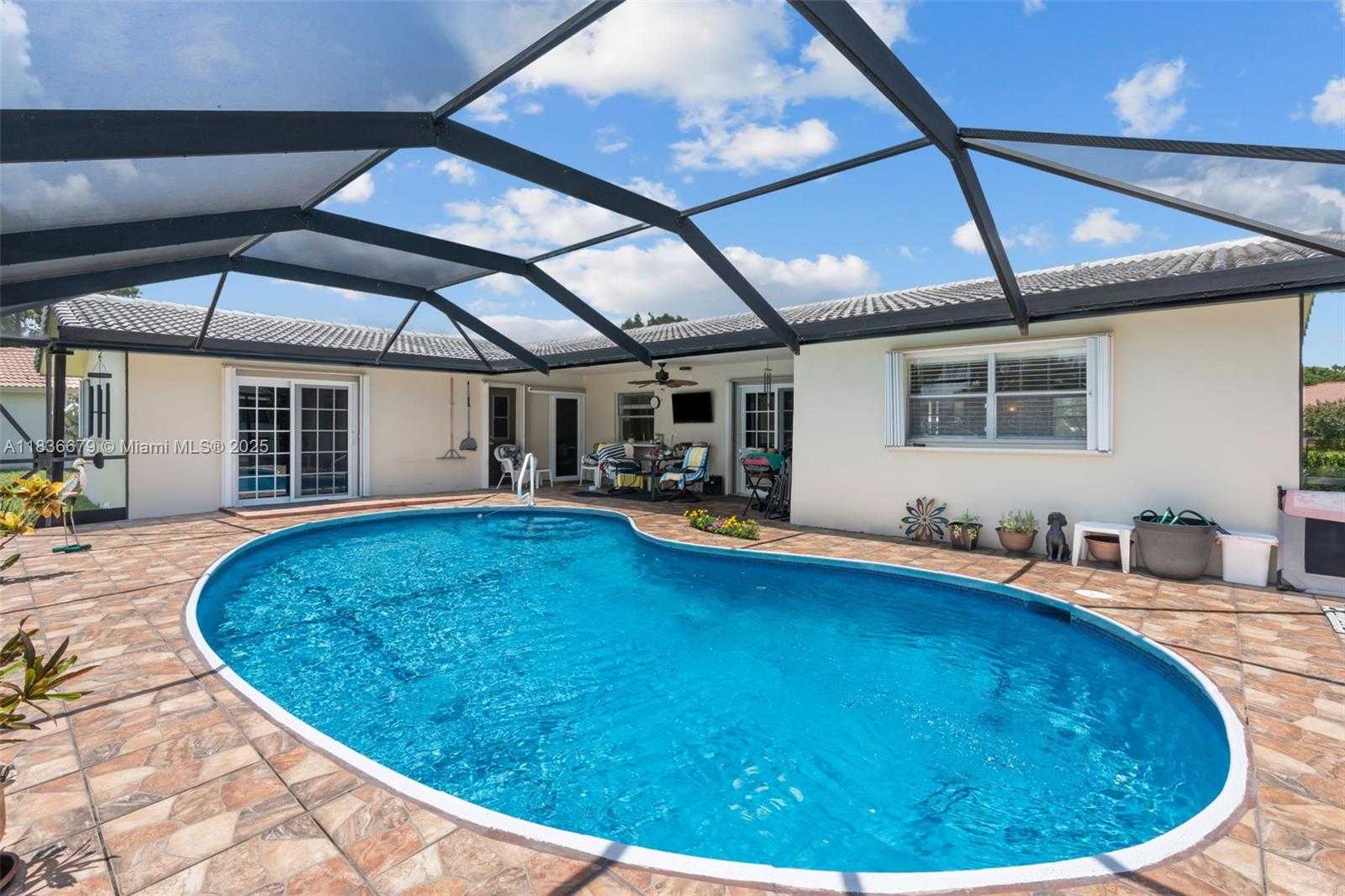 Small Image of 10620 NORTH WEST 41ST ST, Coral Springs Number 29