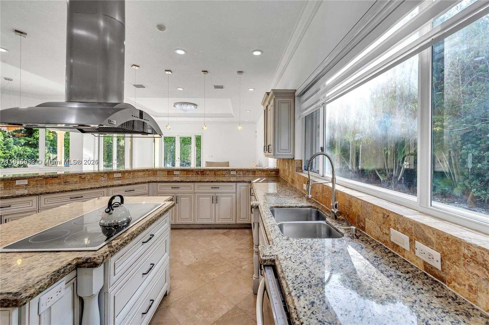 Small Image of 13400 SOUTH WEST 83RD AVE, Pinecrest Number 15