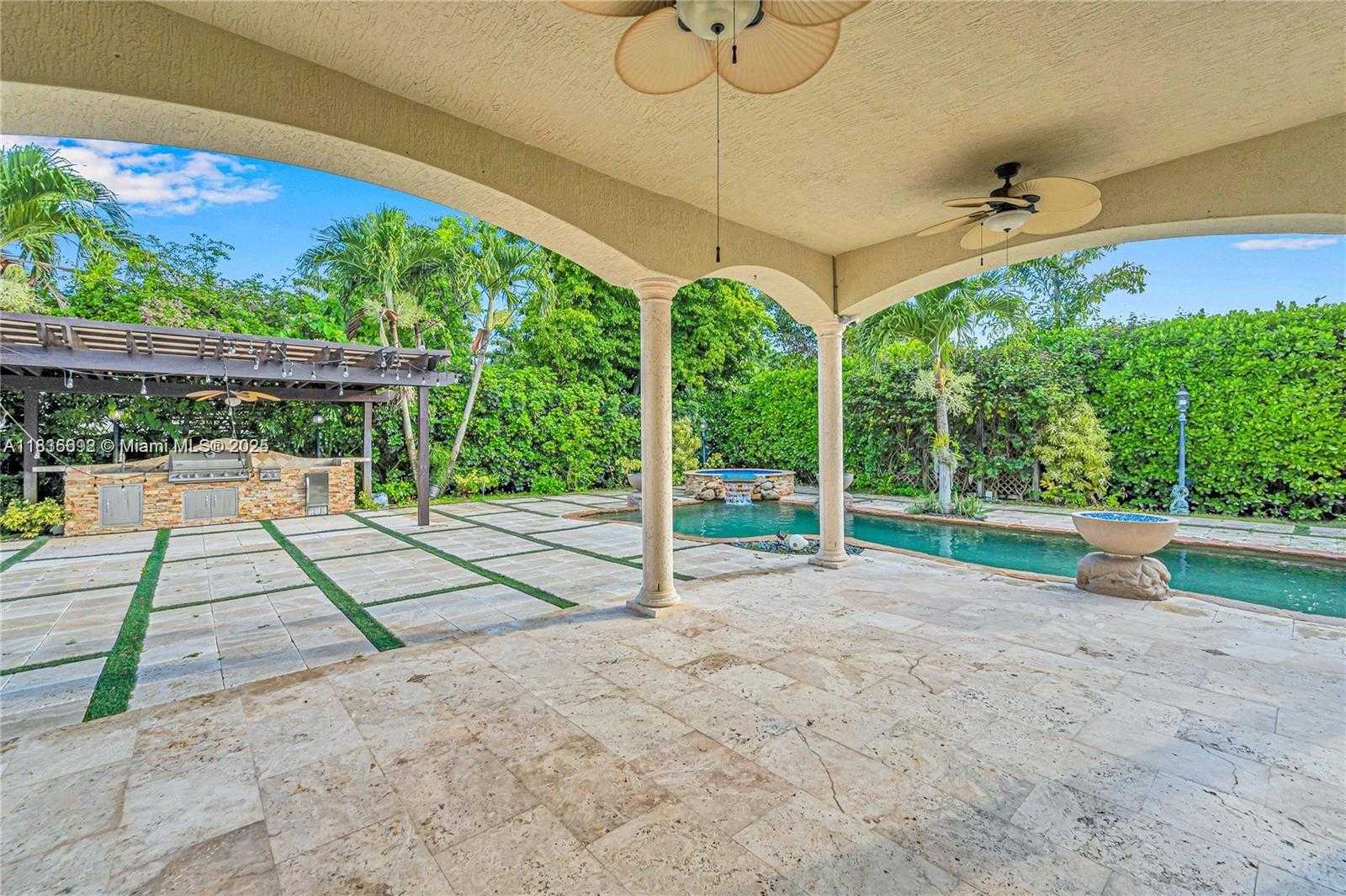 Small Image of 13400 SOUTH WEST 83RD AVE, Pinecrest Number 33