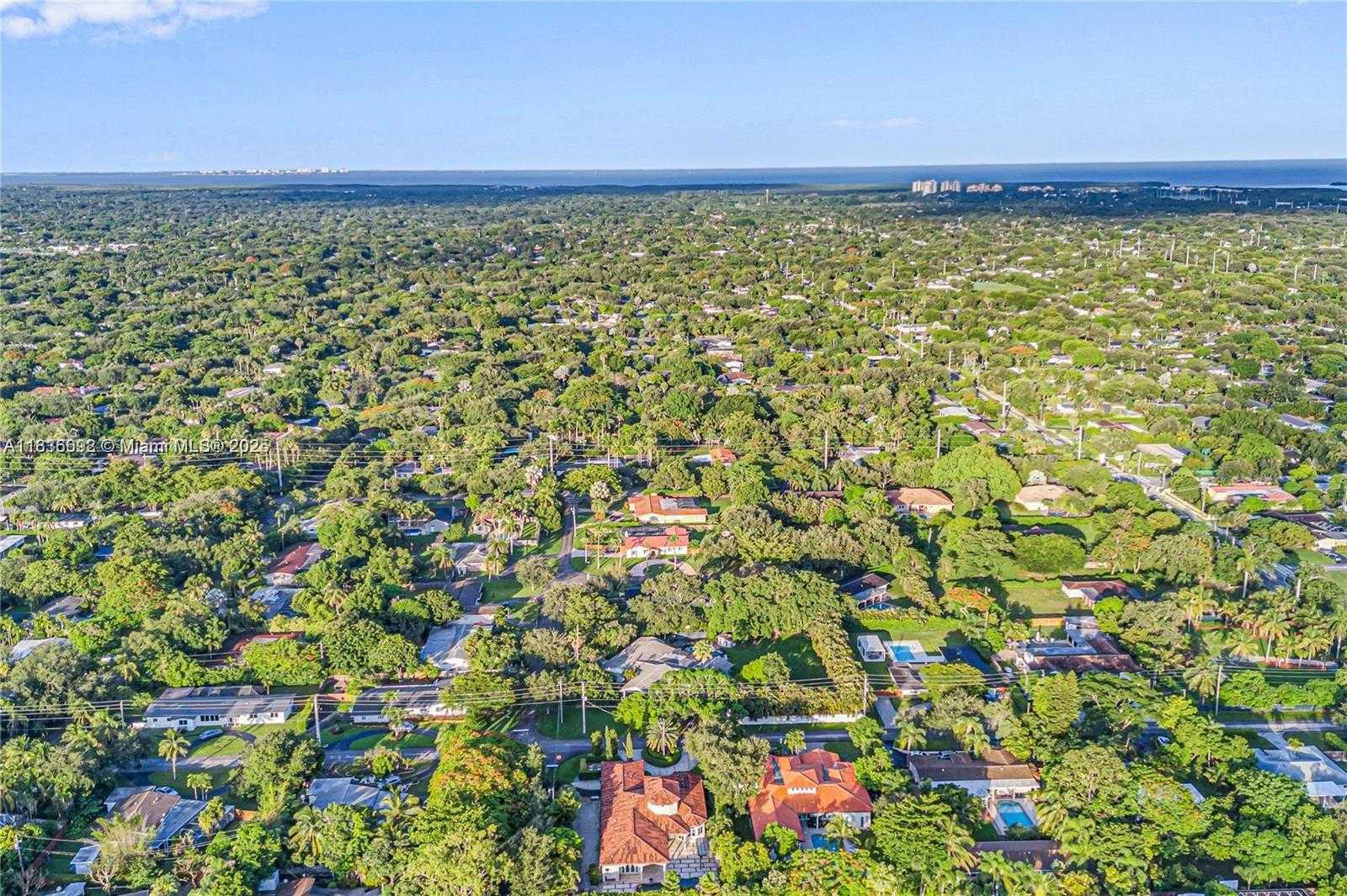 Small Image of 13400 SOUTH WEST 83RD AVE, Pinecrest Number 47