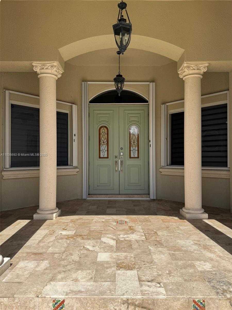 Small Image of 13400 SOUTH WEST 83RD AVE, Pinecrest Number 5