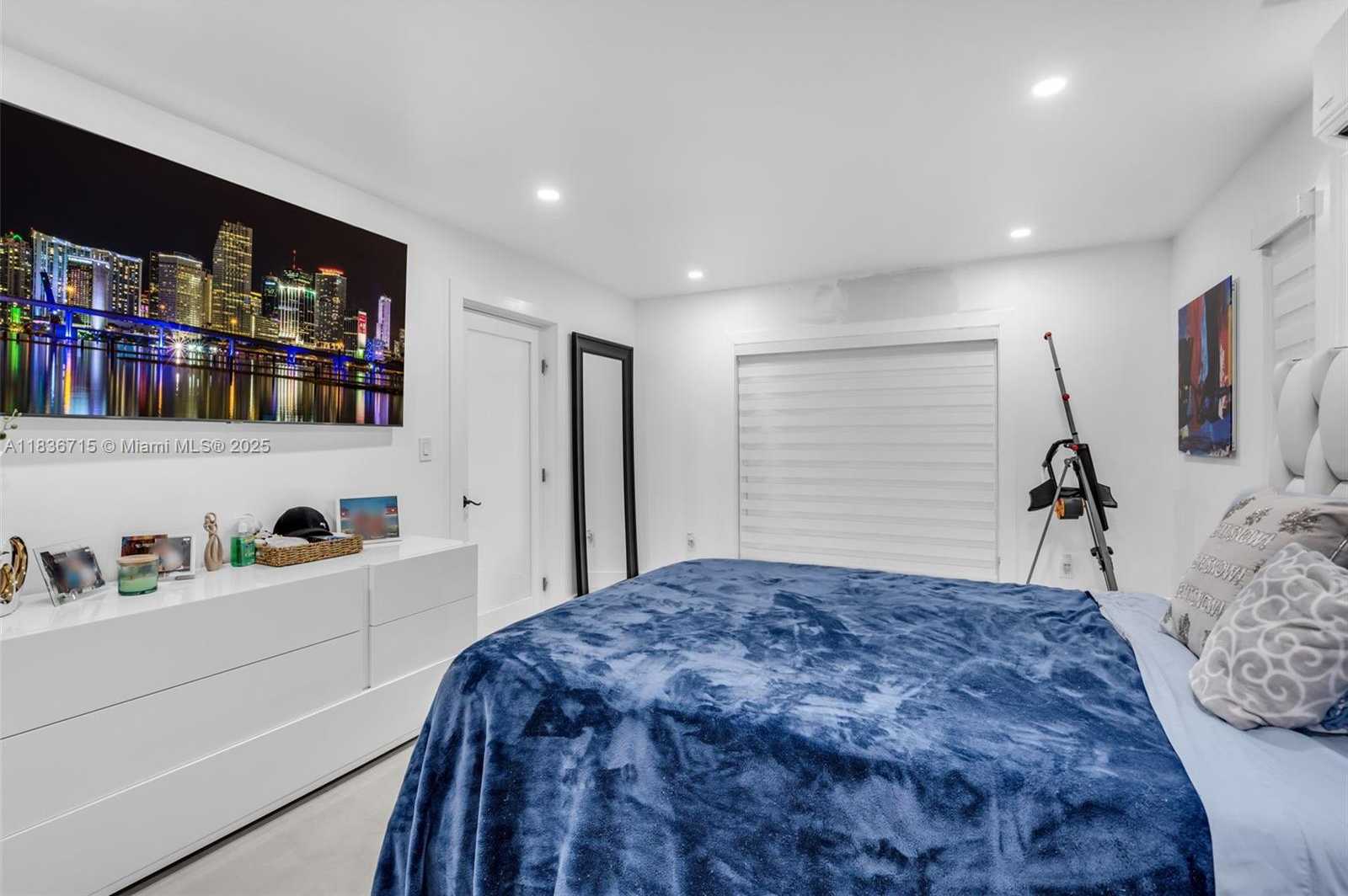 Small Image of 8241 NORTH WEST 182ND ST, Hialeah Number 20