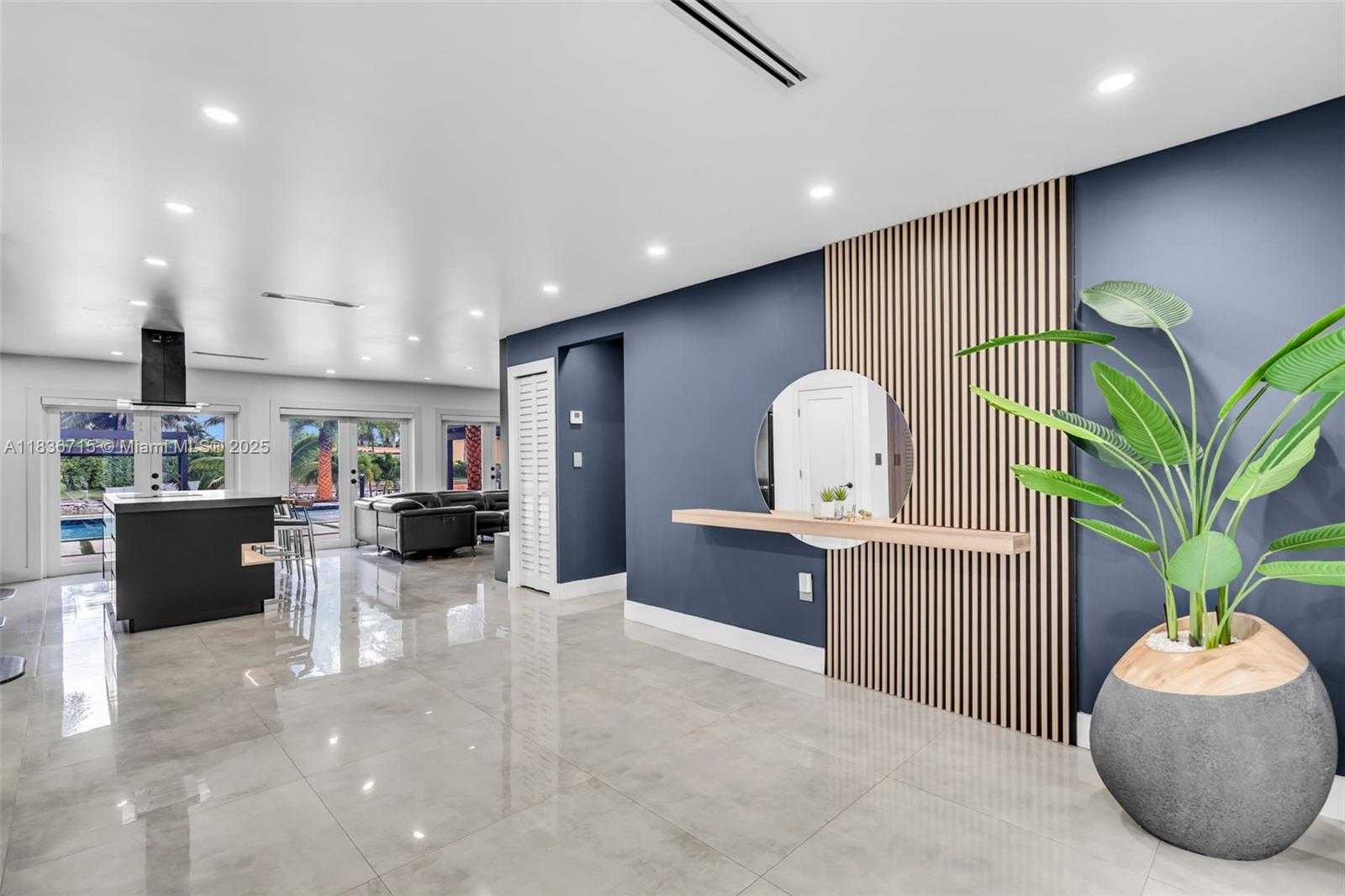Small Image of 8241 NORTH WEST 182ND ST, Hialeah Number 4