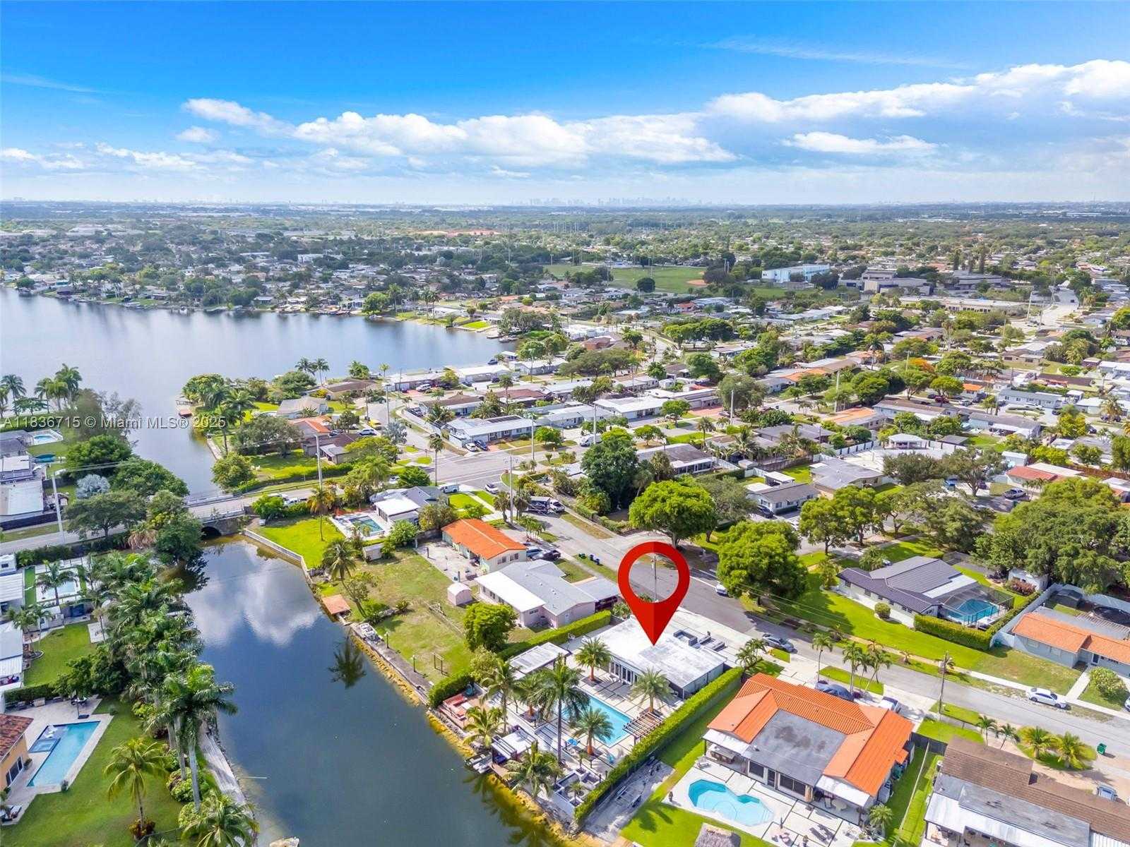 Small Image of 8241 NORTH WEST 182ND ST, Hialeah Number 48