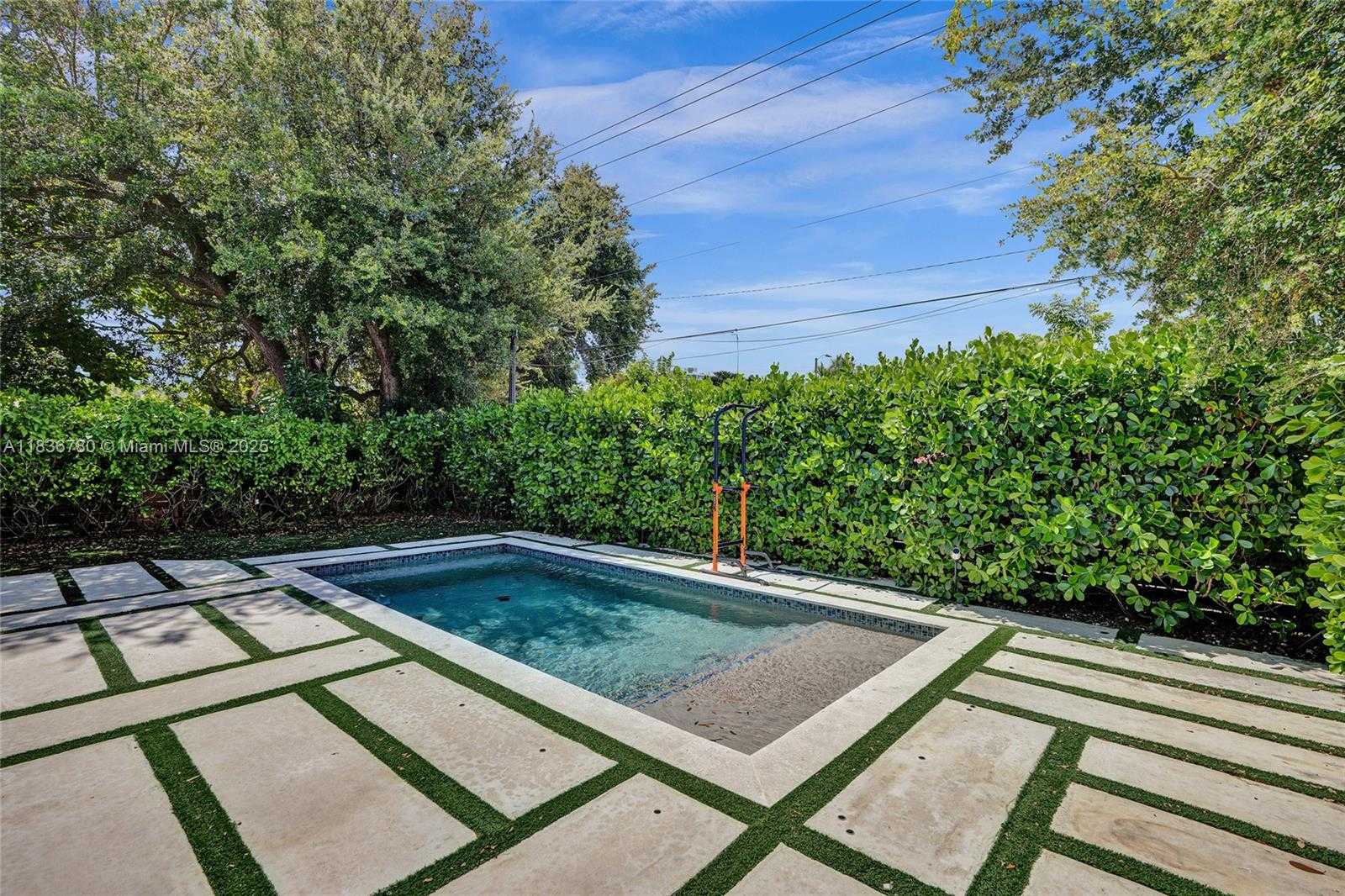 Small Image of 120 NORTH WEST 41ST ST, Miami Number 44