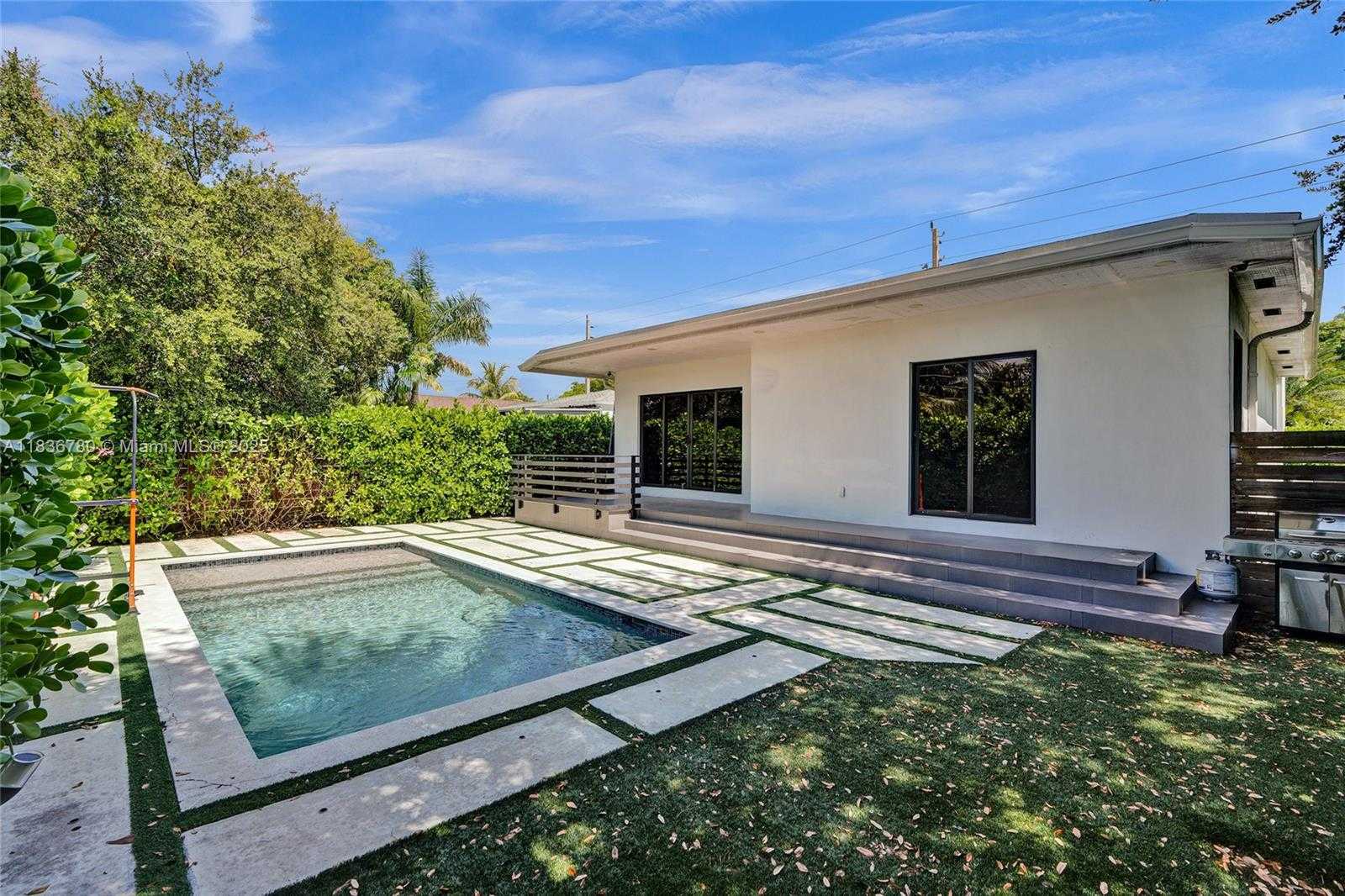 Small Image of 120 NORTH WEST 41ST ST, Miami Number 46