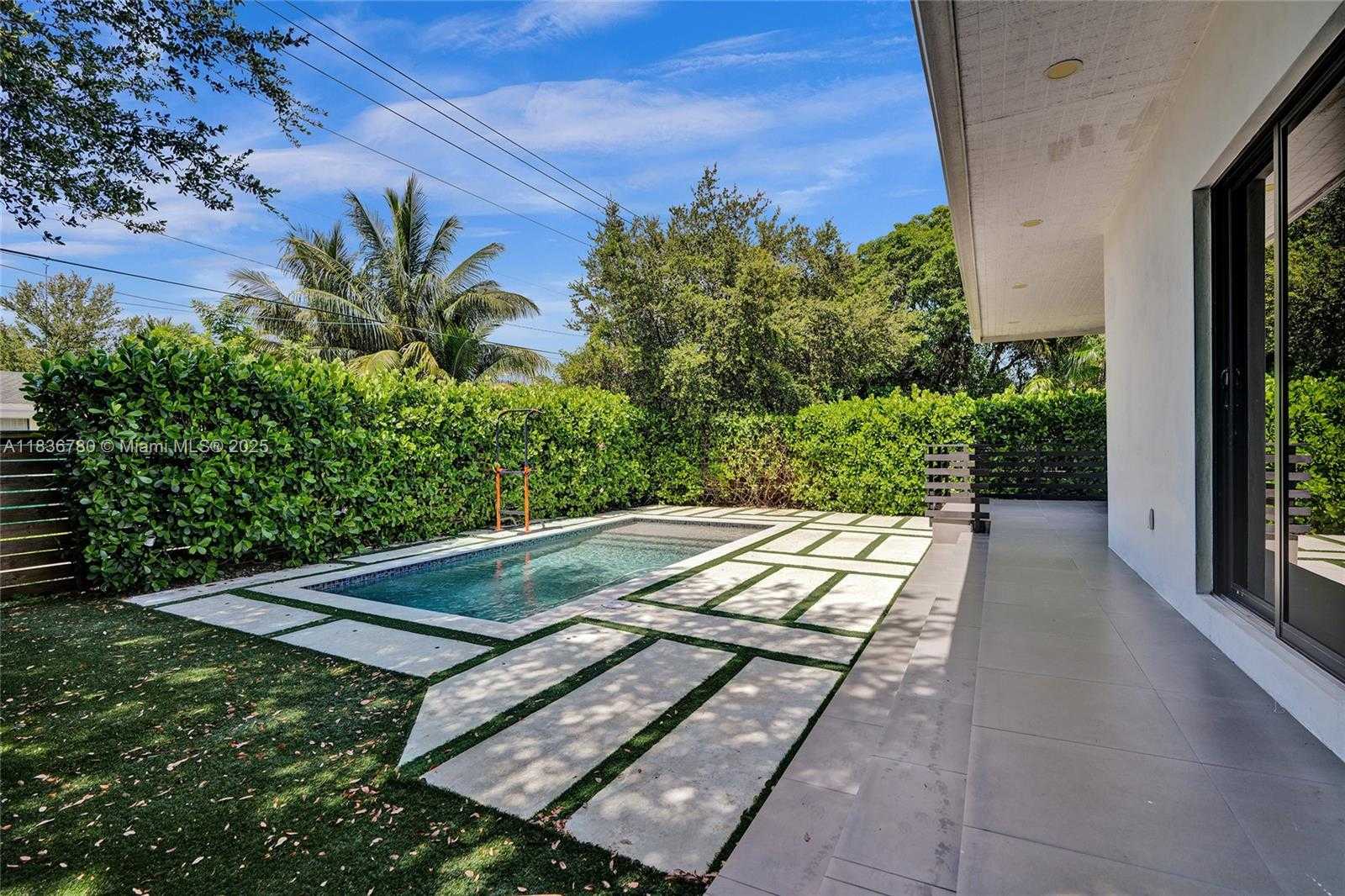 Small Image of 120 NORTH WEST 41ST ST, Miami Number 47