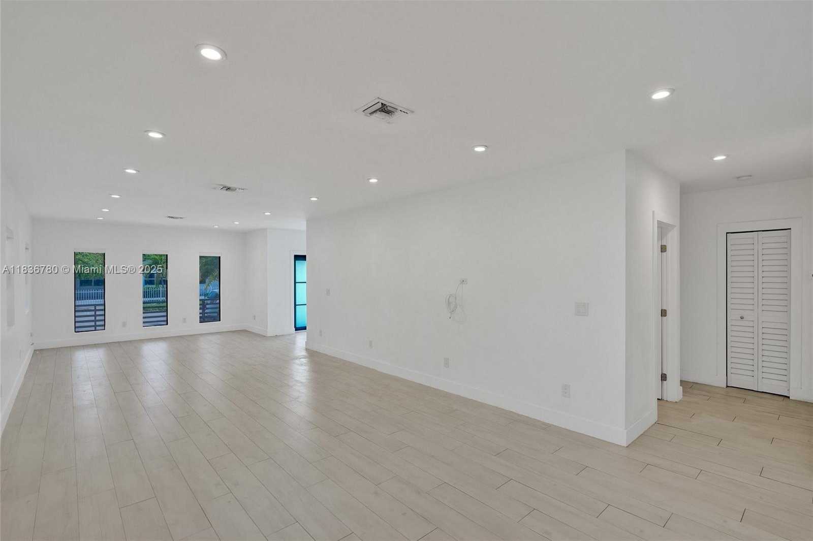 Small Image of 120 NORTH WEST 41ST ST, Miami Number 8