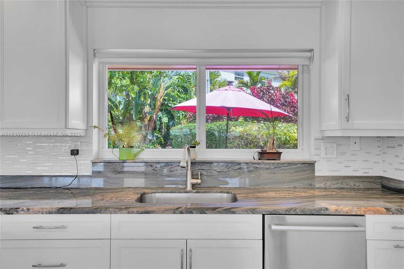 Small Image of 1431 SOUTH OCEAN BLVD #35, Lauderdale By The Sea Number 12