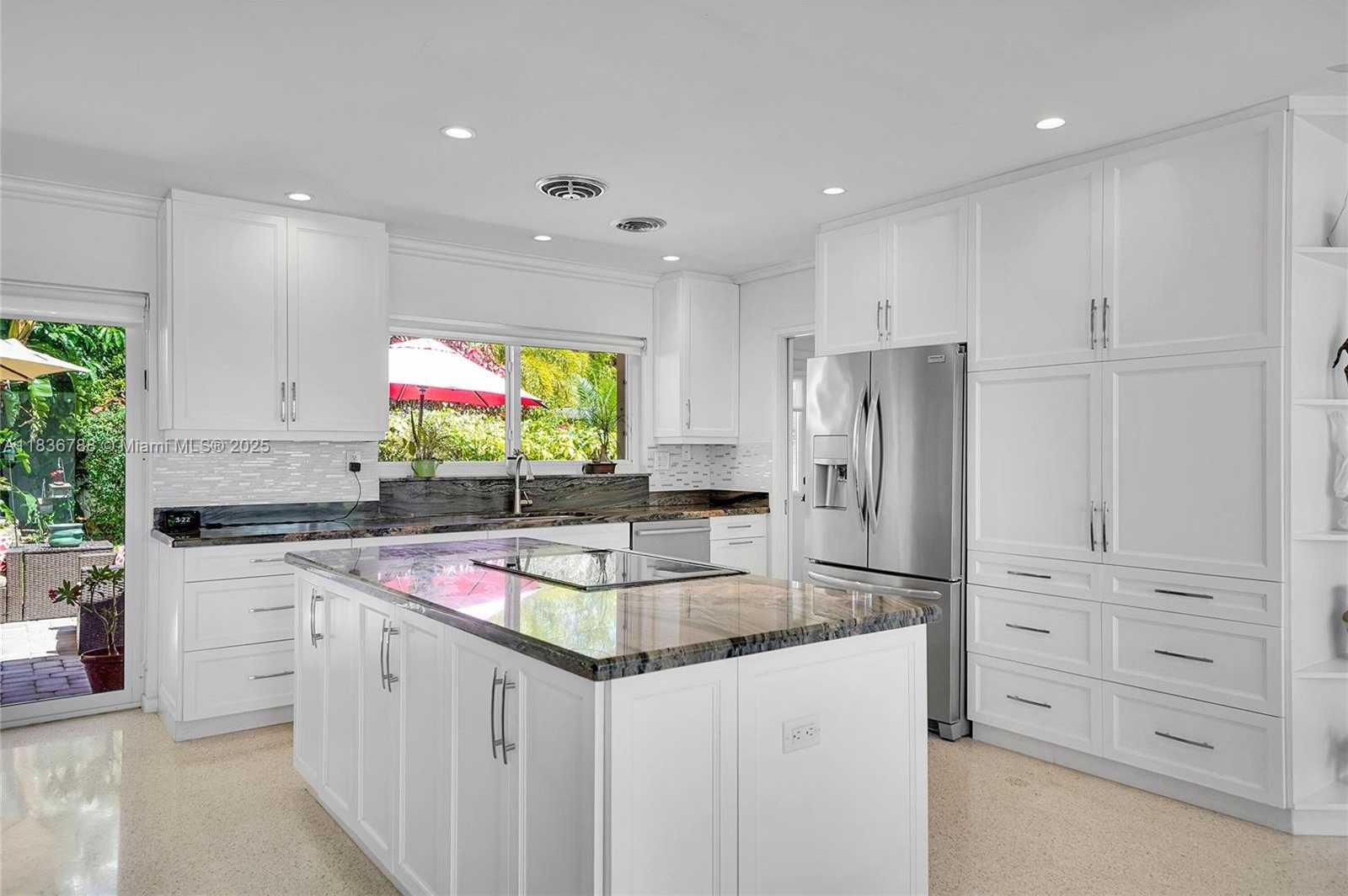 Small Image of 1431 SOUTH OCEAN BLVD #35, Lauderdale By The Sea Number 14