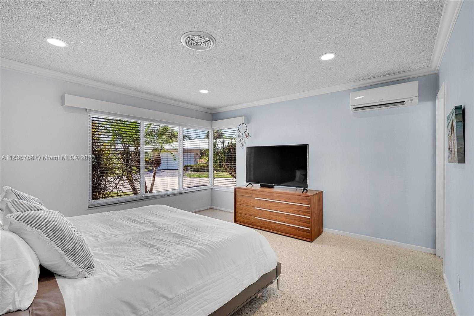 Small Image of 1431 SOUTH OCEAN BLVD #35, Lauderdale By The Sea Number 21