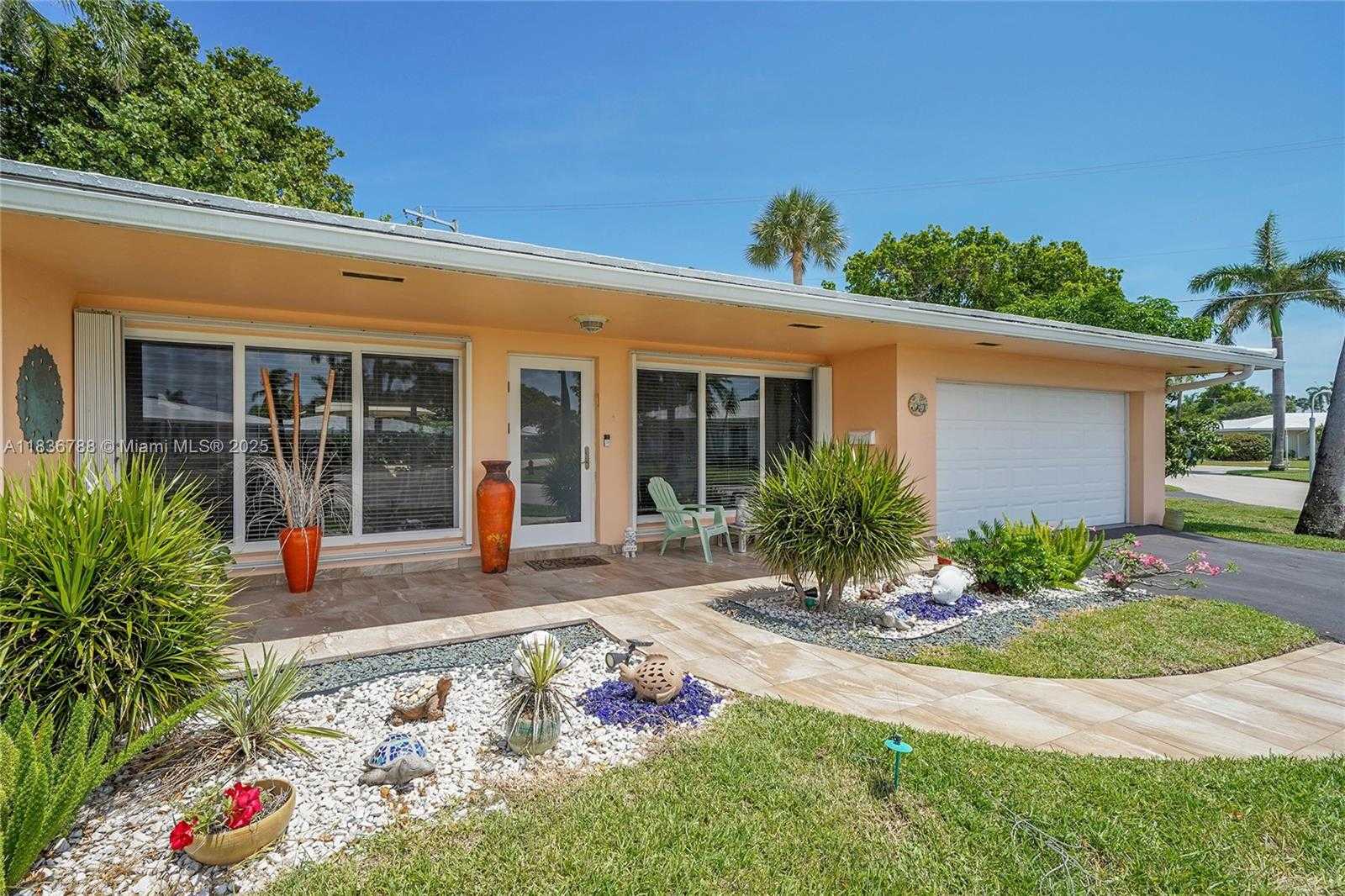Small Image of 1431 SOUTH OCEAN BLVD #35, Lauderdale By The Sea Number 3