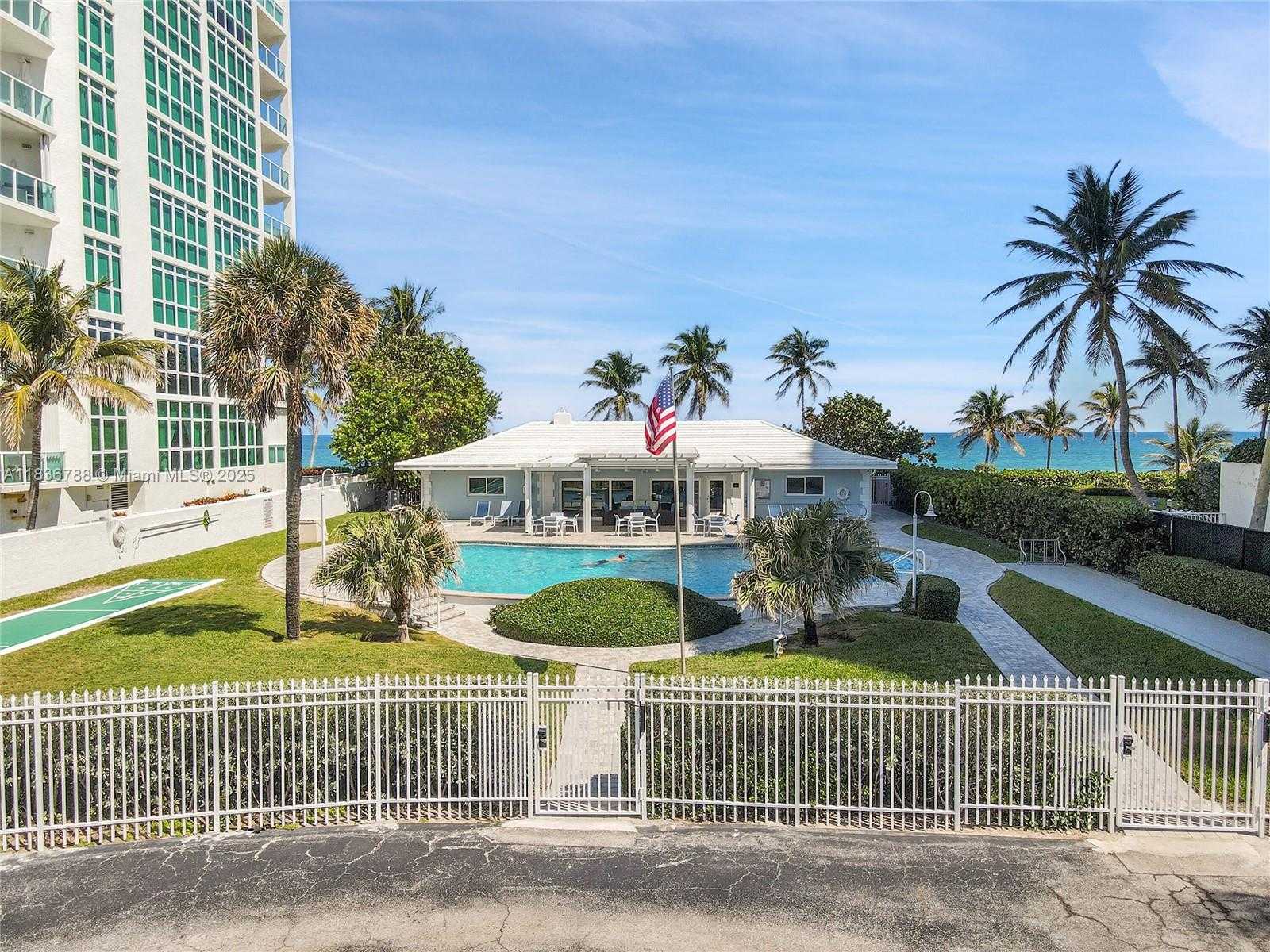 Small Image of 1431 SOUTH OCEAN BLVD #35, Lauderdale By The Sea Number 55