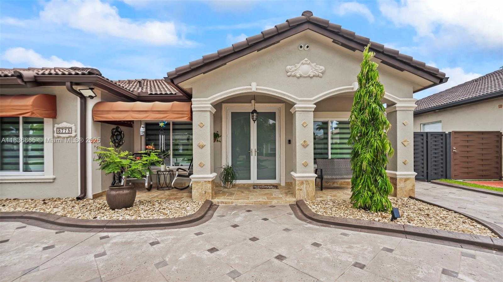 Small Image of Miami Lakes Number 40