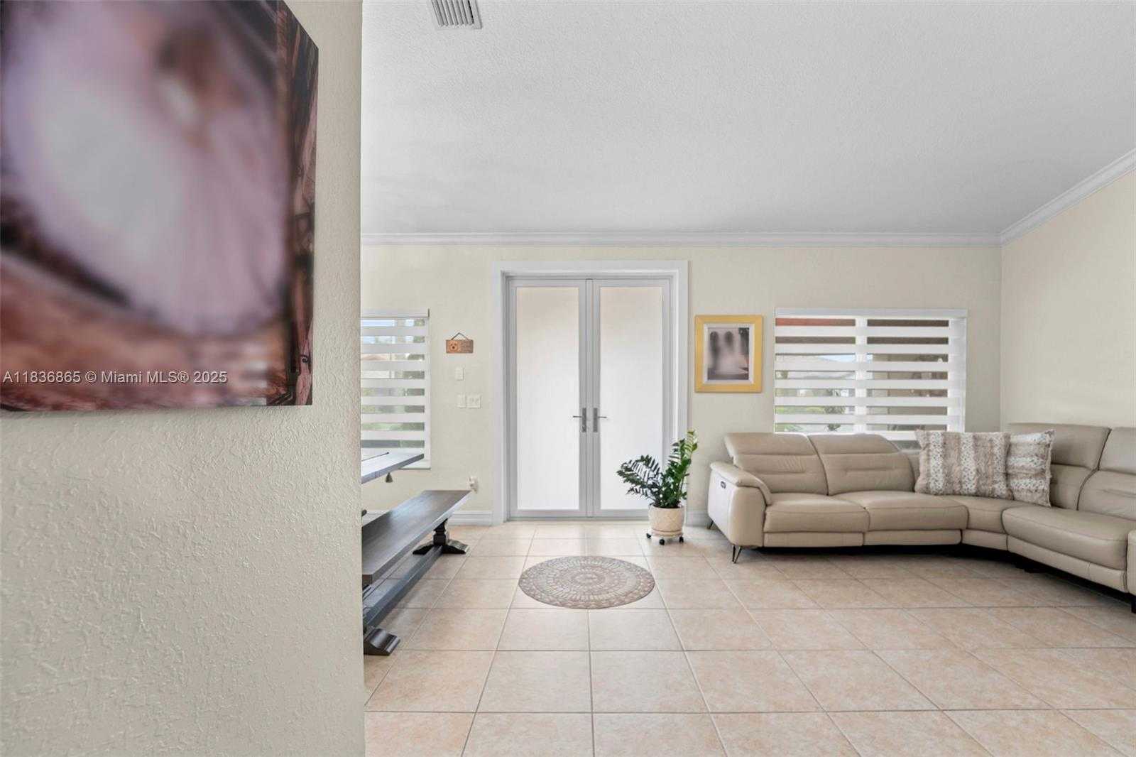 Small Image of Miami Lakes Number 5