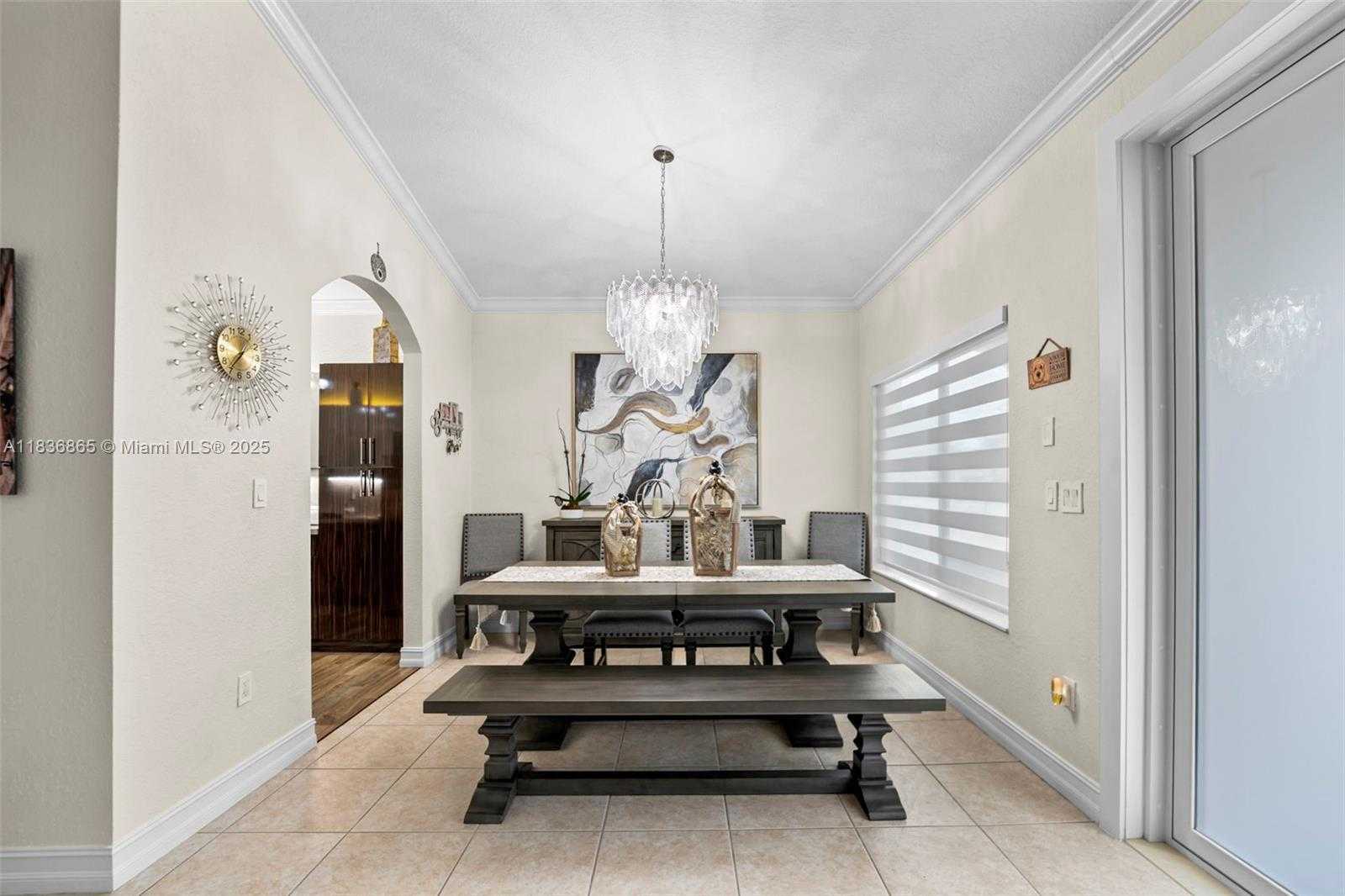 Small Image of Miami Lakes Number 7