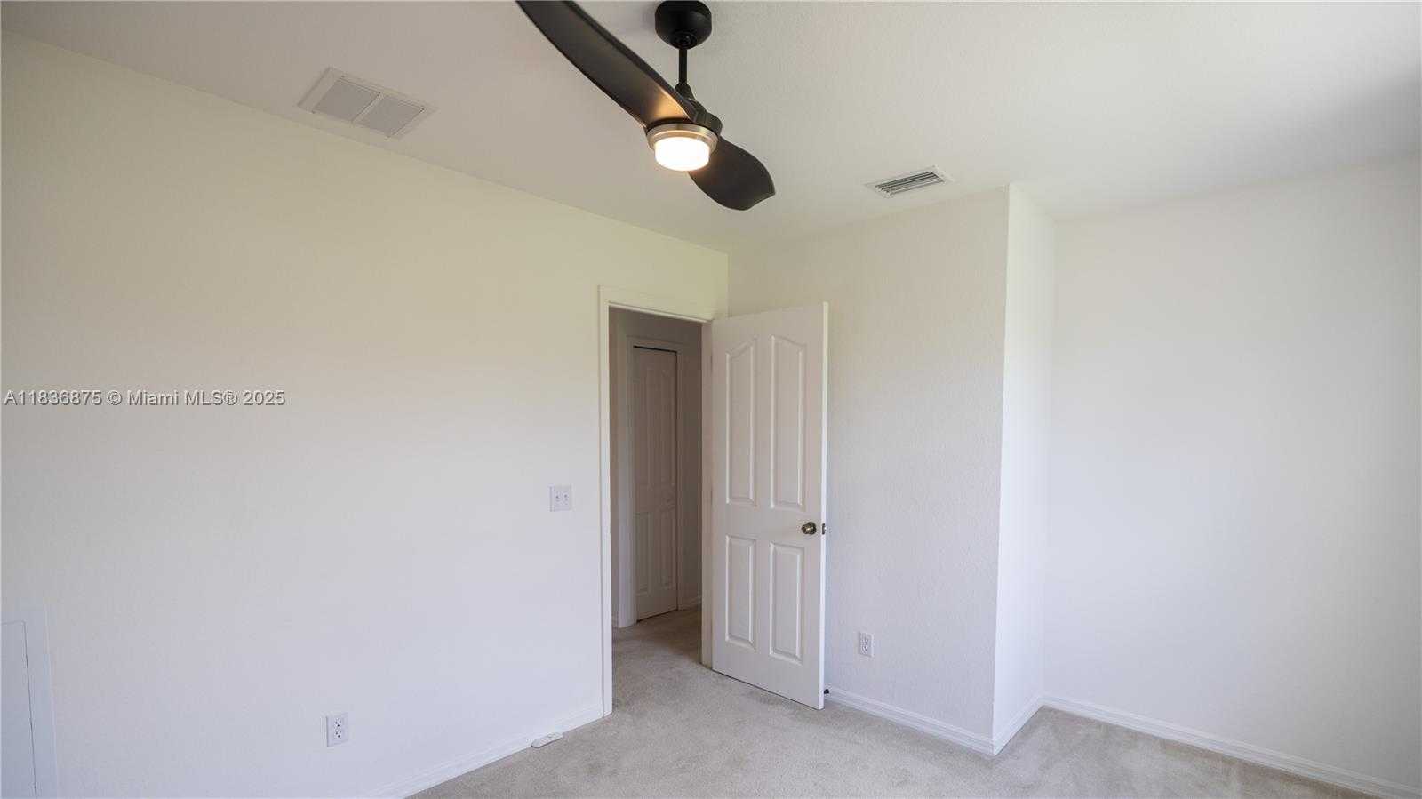 Small Image of 501 SE 7TH STREET, Cape Coral Number 20