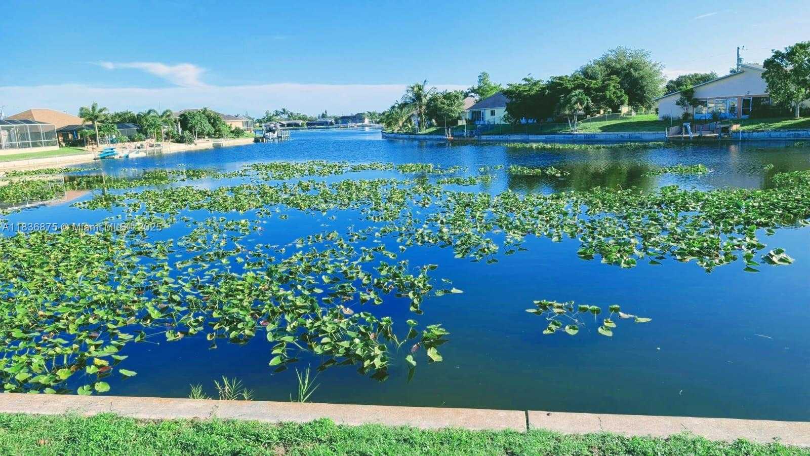 Small Image of 501 SE 7TH STREET, Cape Coral Number 25