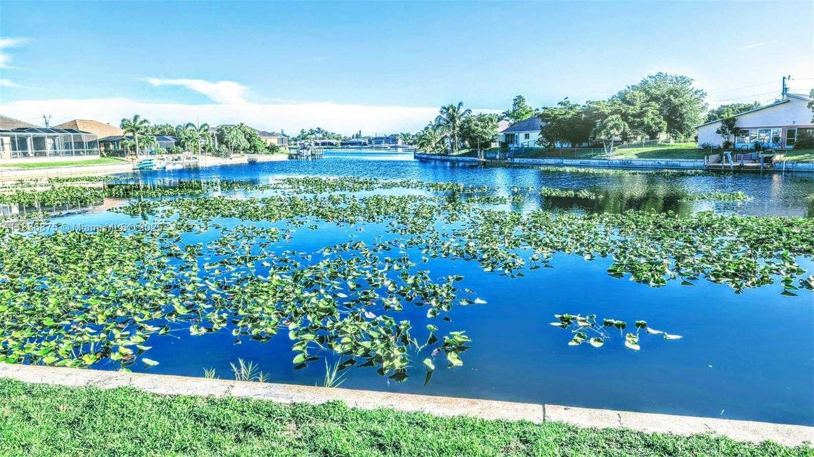 Small Image of 501 SE 7TH STREET, Cape Coral Number 26