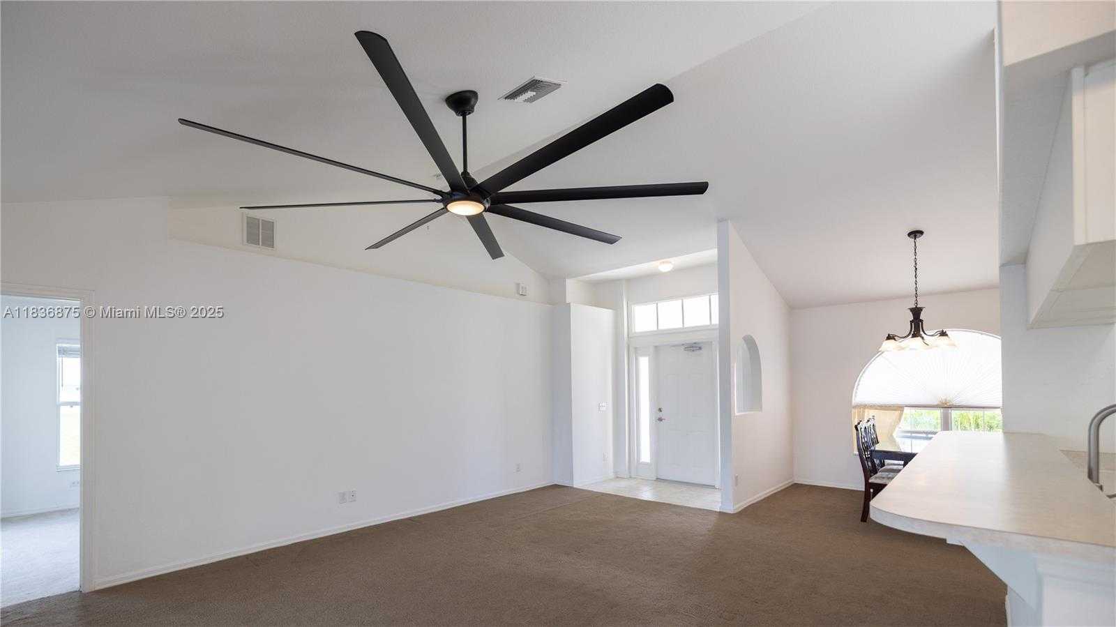 Small Image of 501 SE 7TH STREET, Cape Coral Number 8